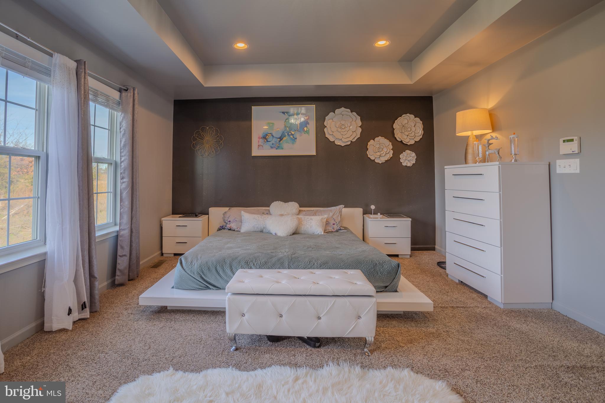 RIVERSIDE VILLAGES - Residential