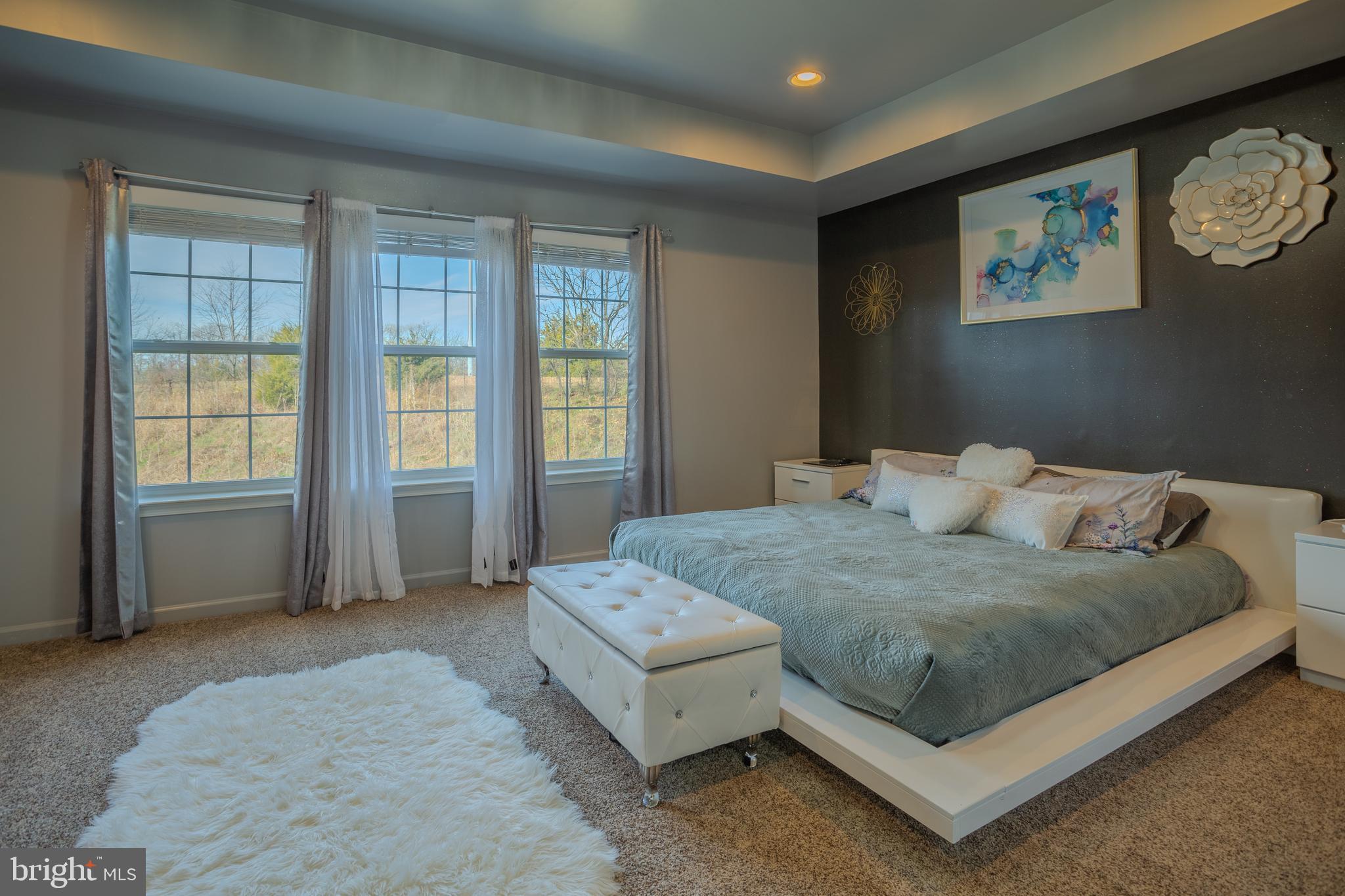 RIVERSIDE VILLAGES - Residential