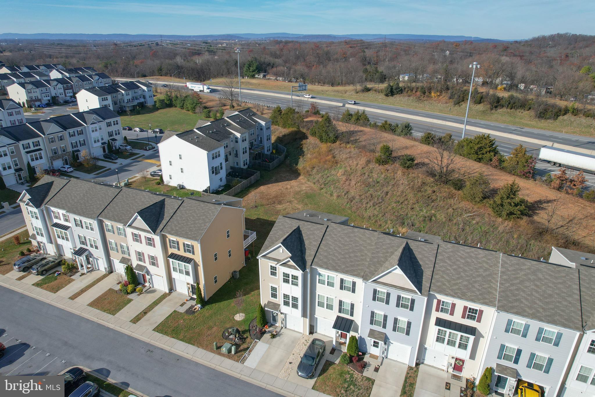 RIVERSIDE VILLAGES - Residential