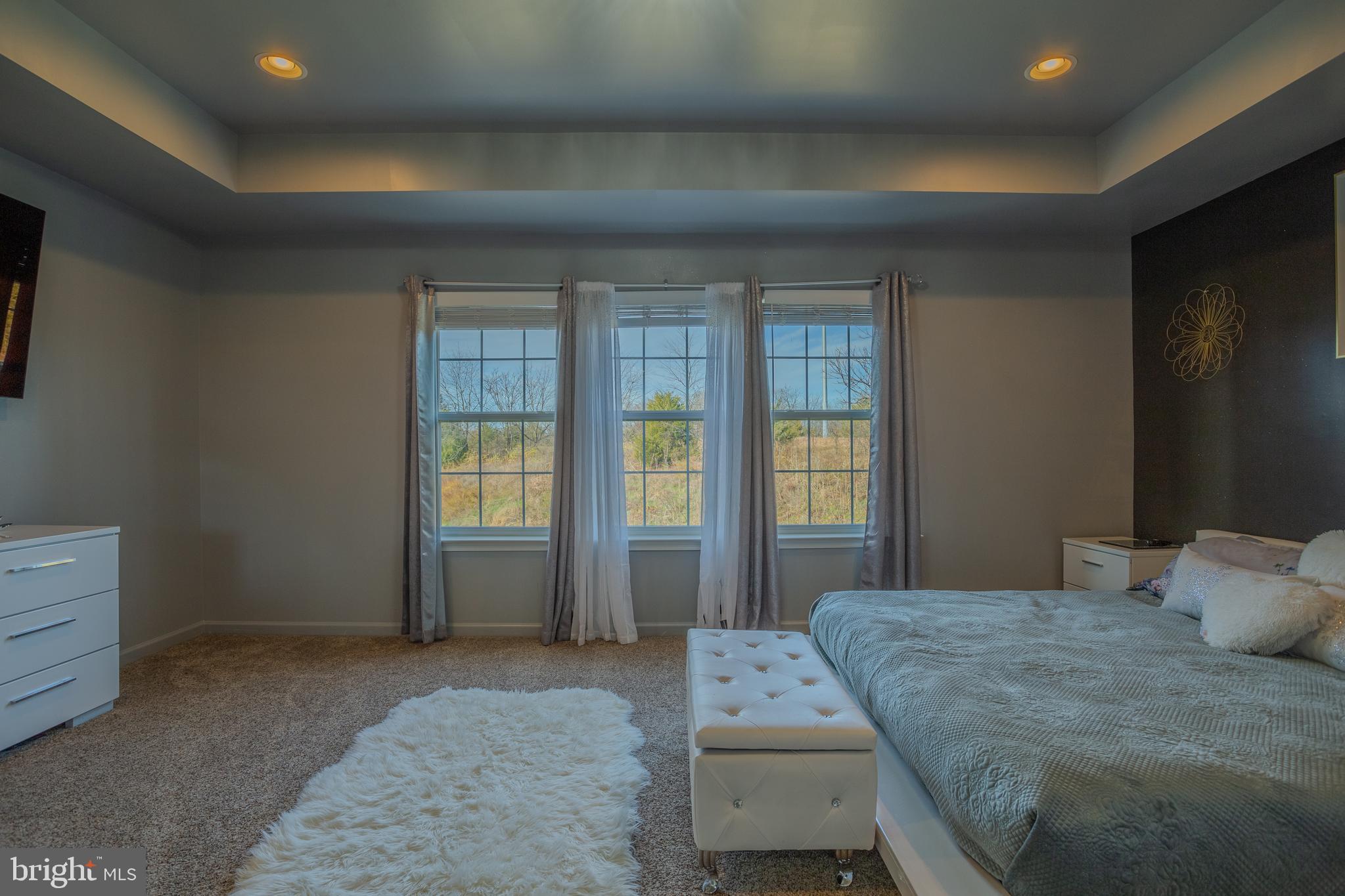 RIVERSIDE VILLAGES - Residential