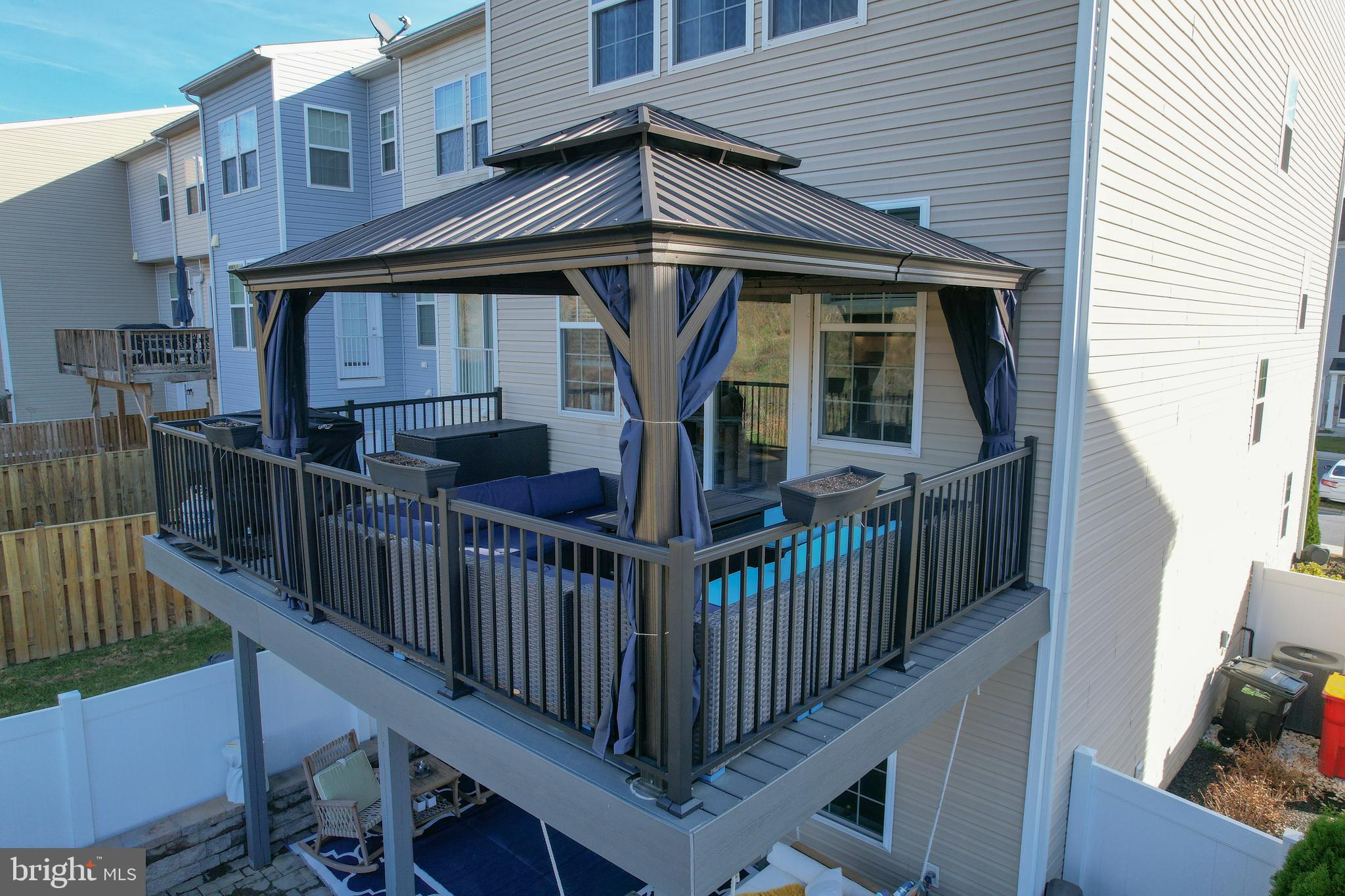 RIVERSIDE VILLAGES - Residential