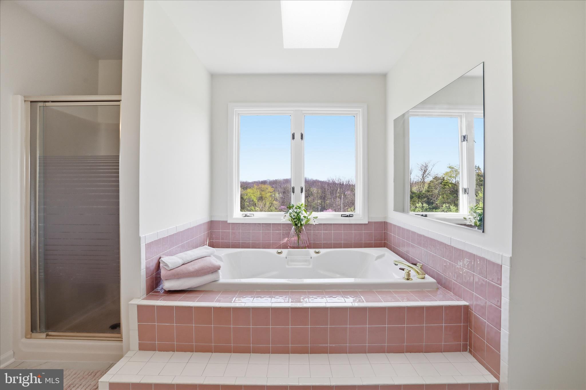 SHENANDOAH POOL FARMS - Residential