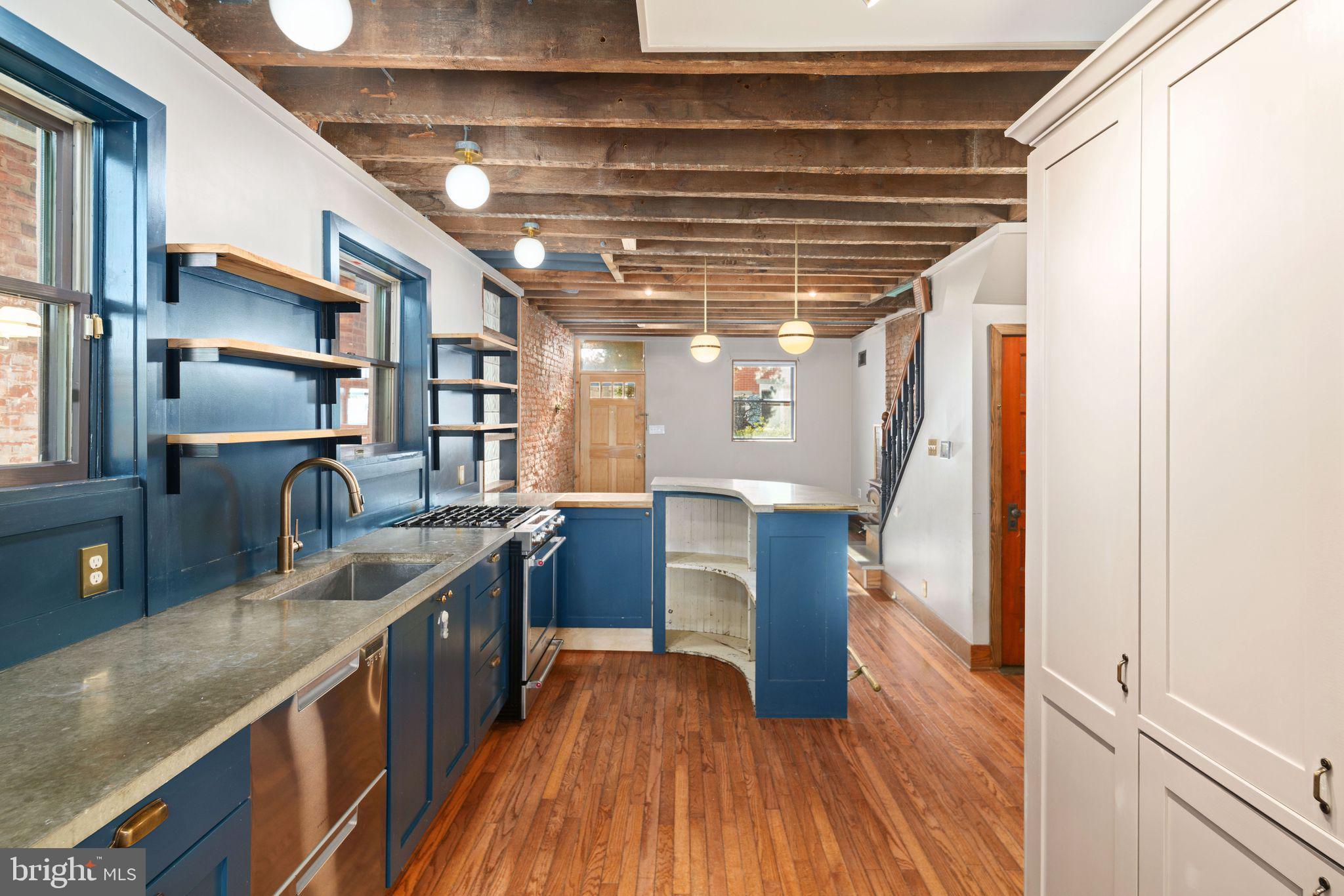 FISHTOWN - Residential Lease