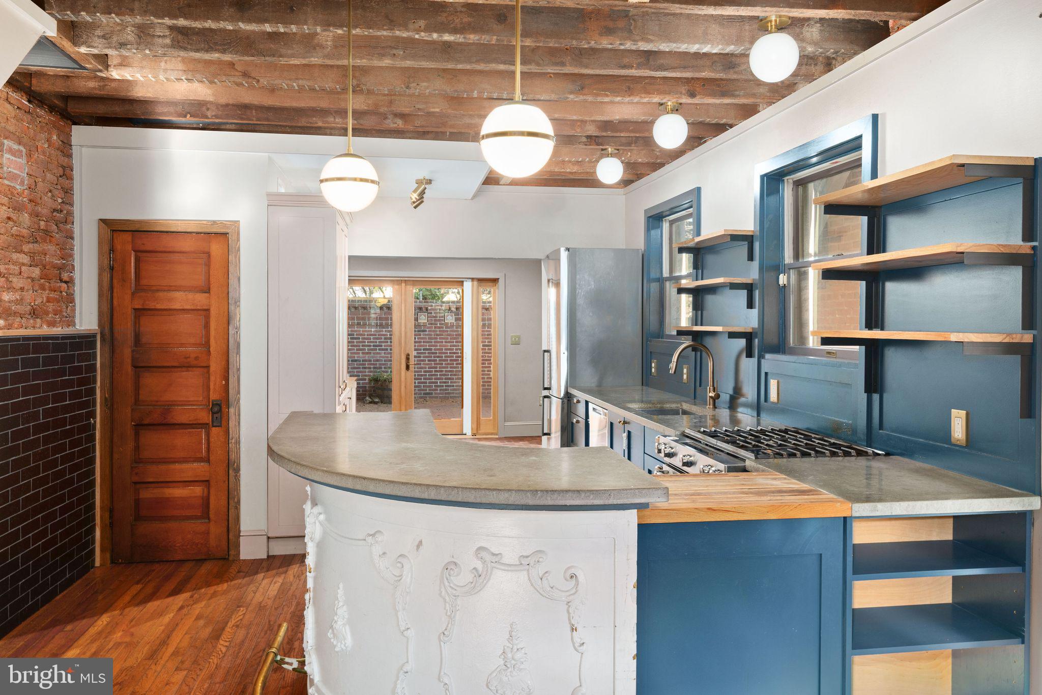 FISHTOWN - Residential Lease