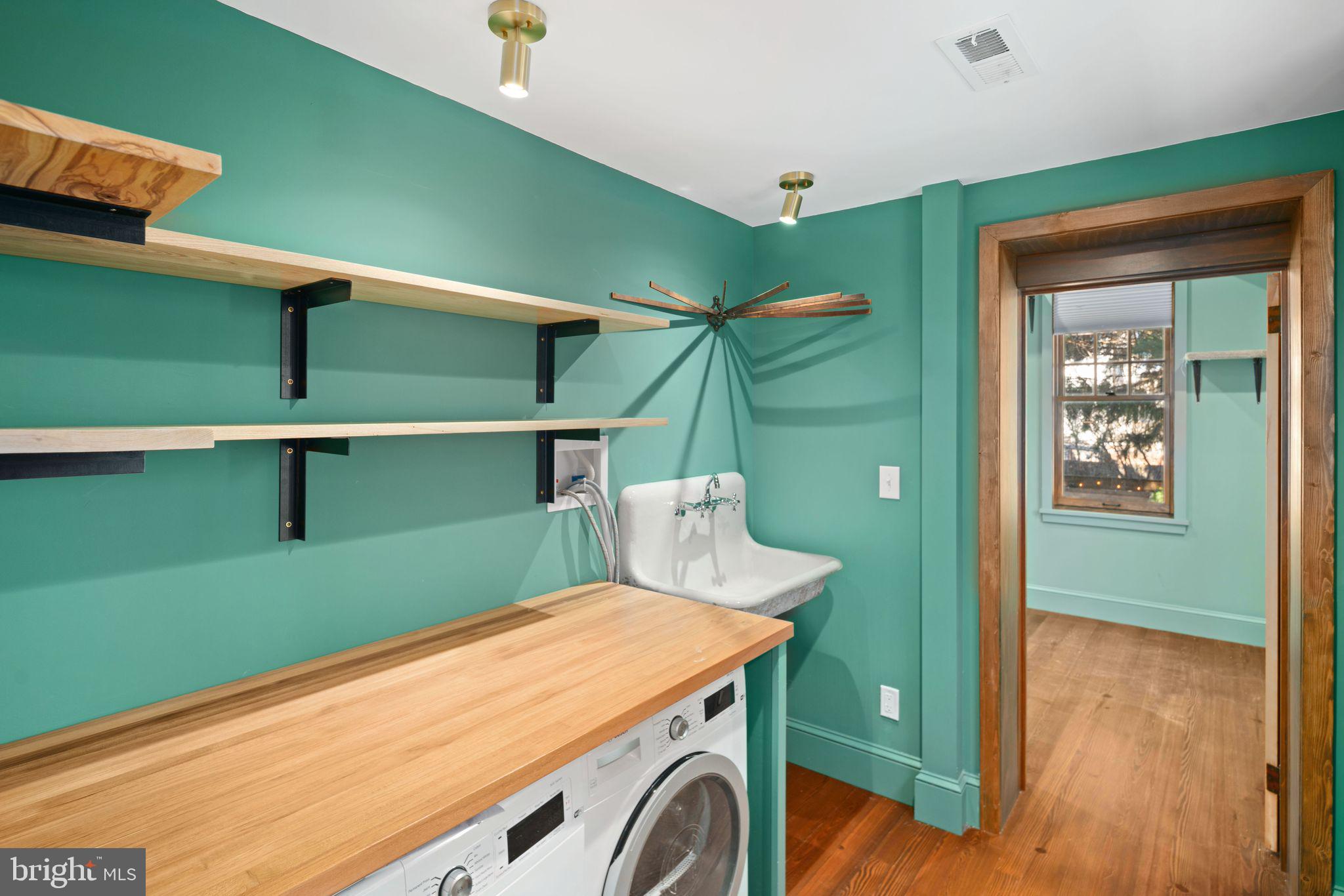 FISHTOWN - Residential Lease