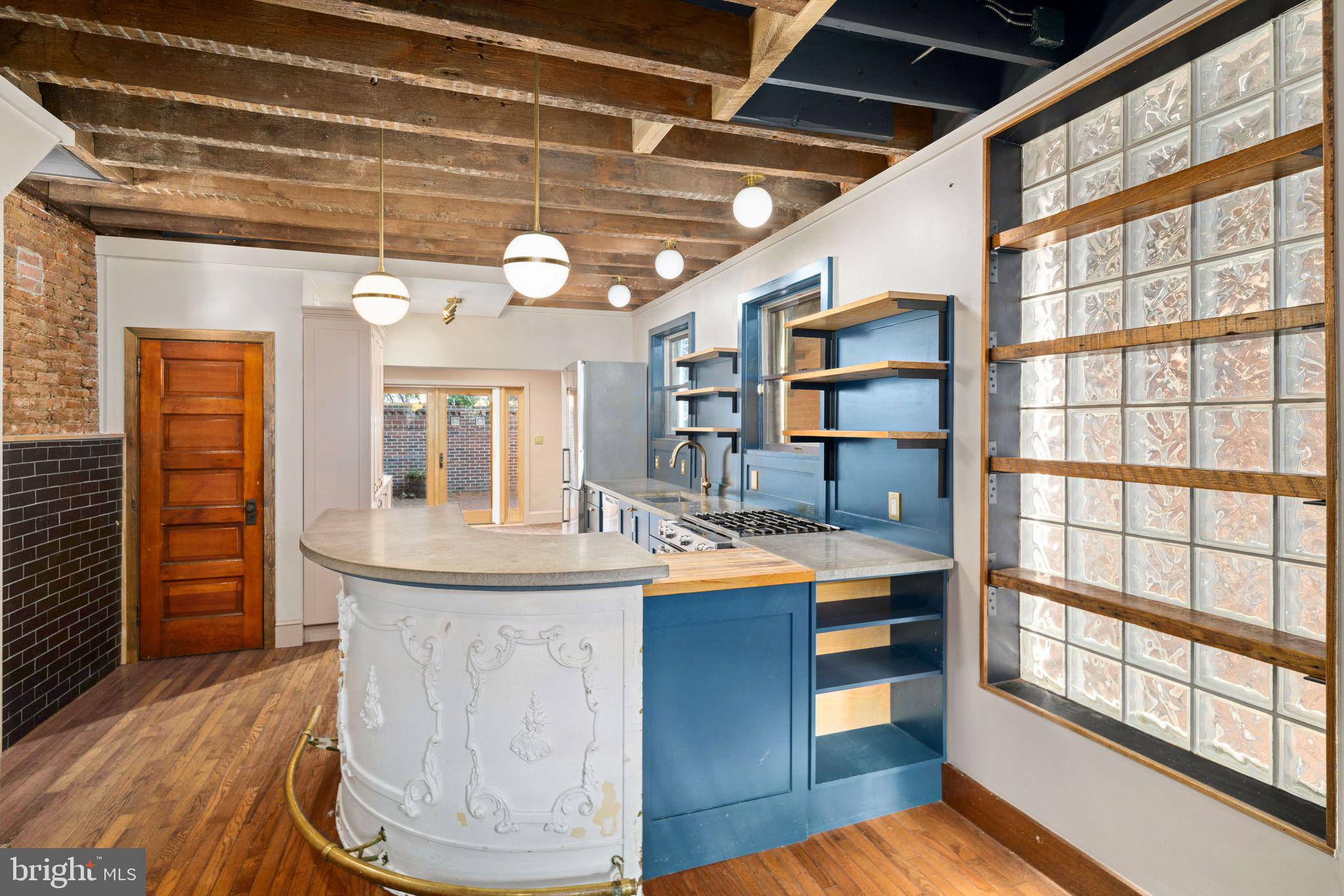 FISHTOWN - Residential Lease