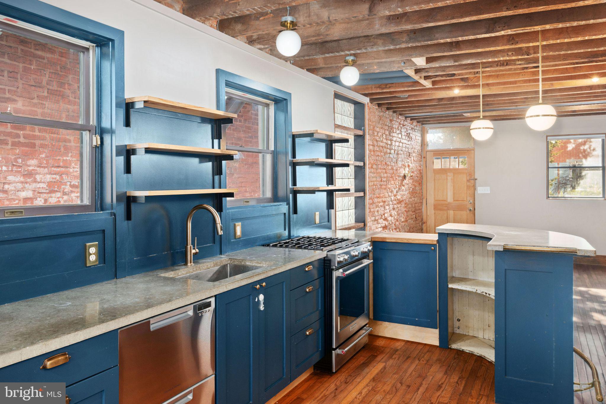 FISHTOWN - Residential Lease