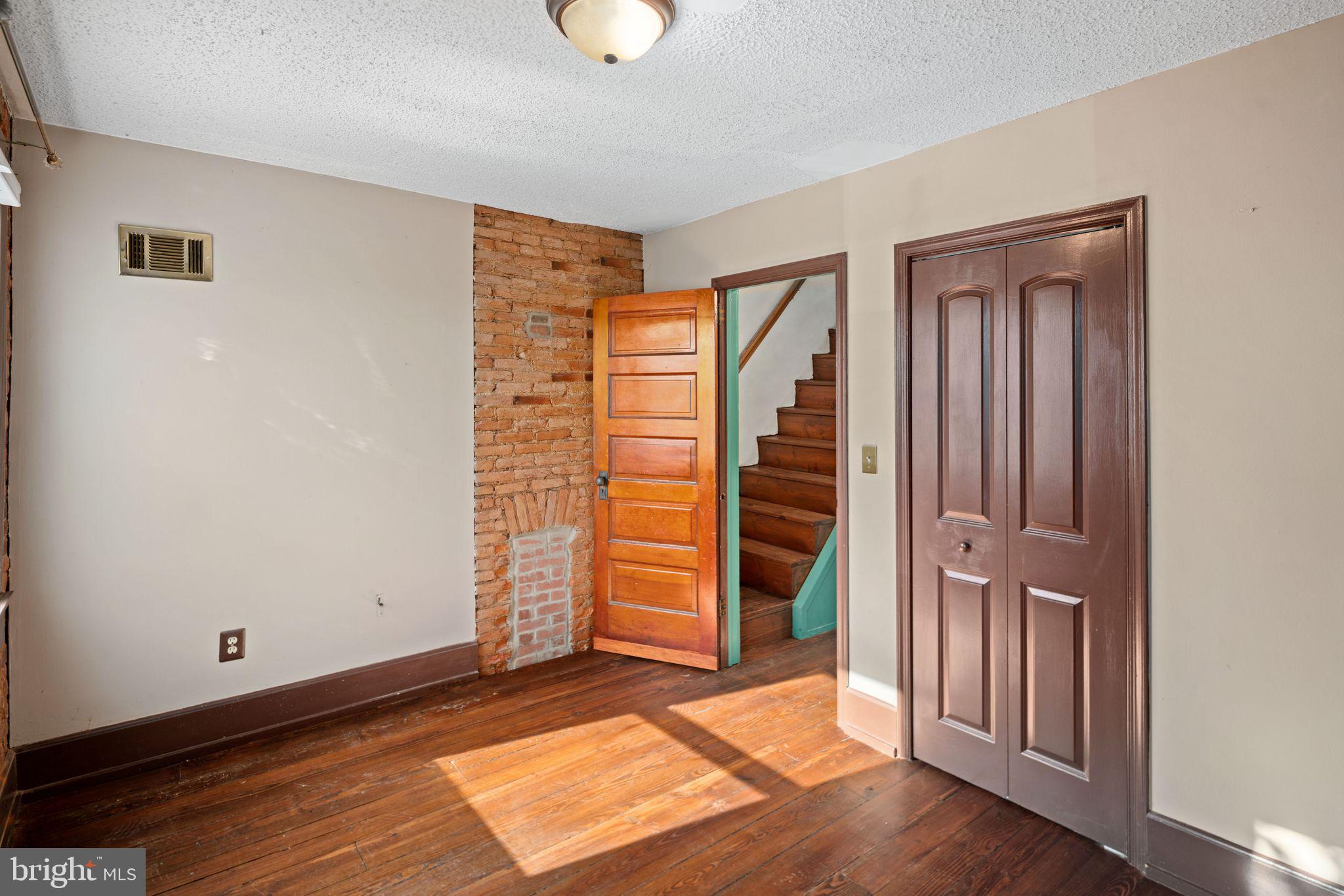 FISHTOWN - Residential Lease