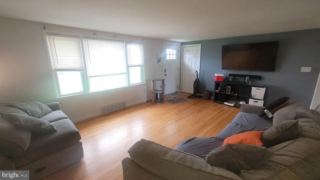 Photo of 2381 Sunset Lane, YORK, PA 17408 (MLS # PAYK2082722)