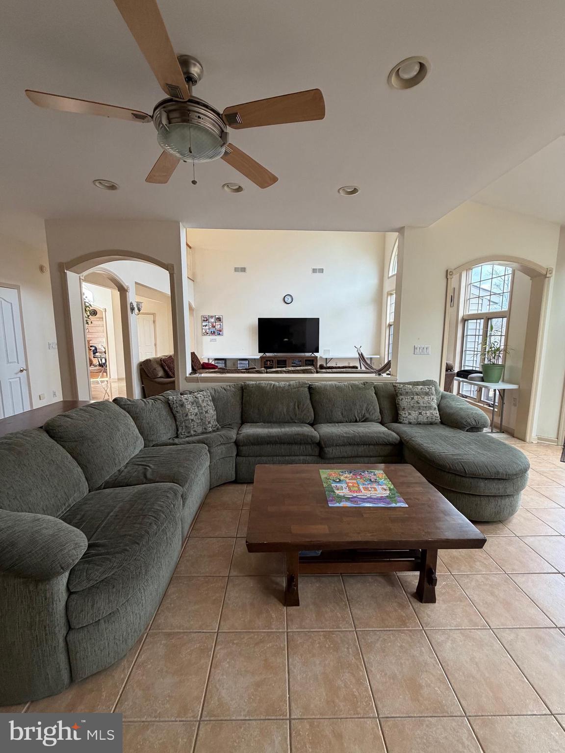 HUNT CLUB - Residential