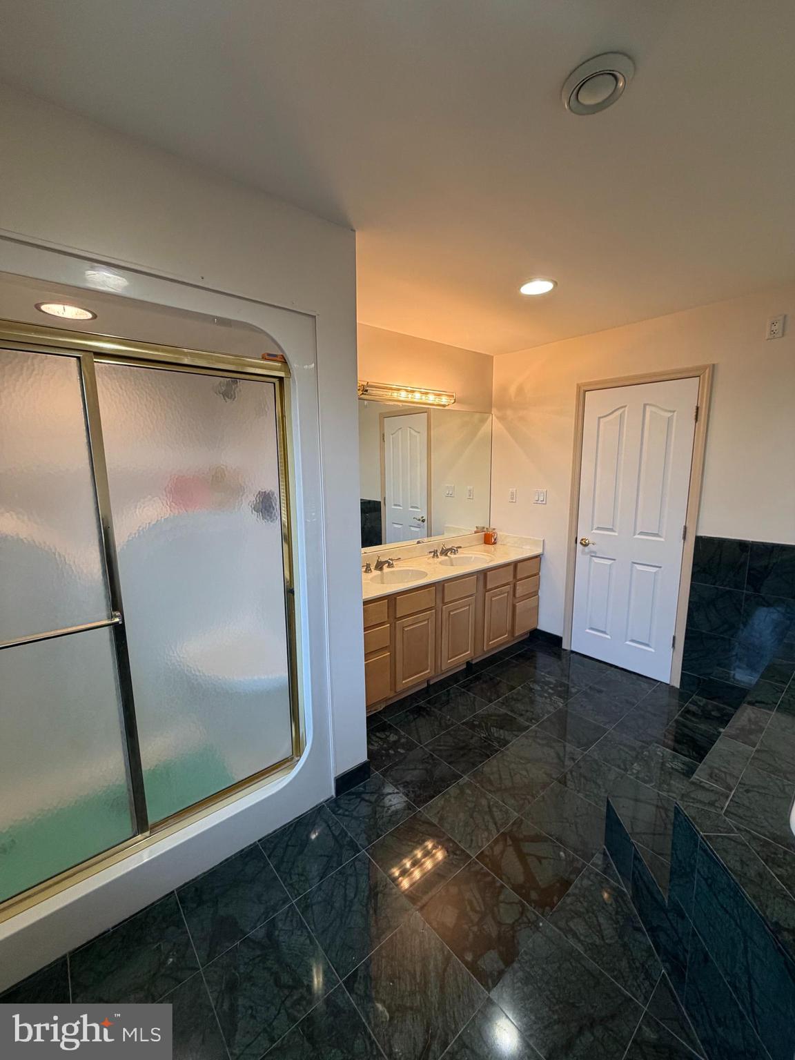 HUNT CLUB - Residential