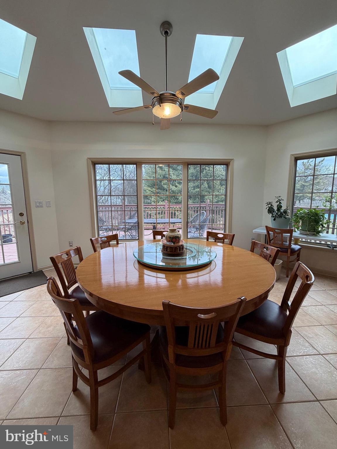 HUNT CLUB - Residential