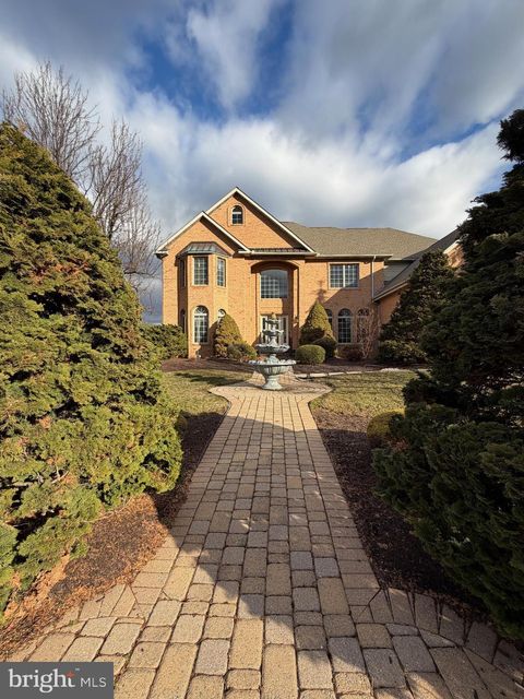 6254 BRIDLE COURT HARRISBURG PA 17111