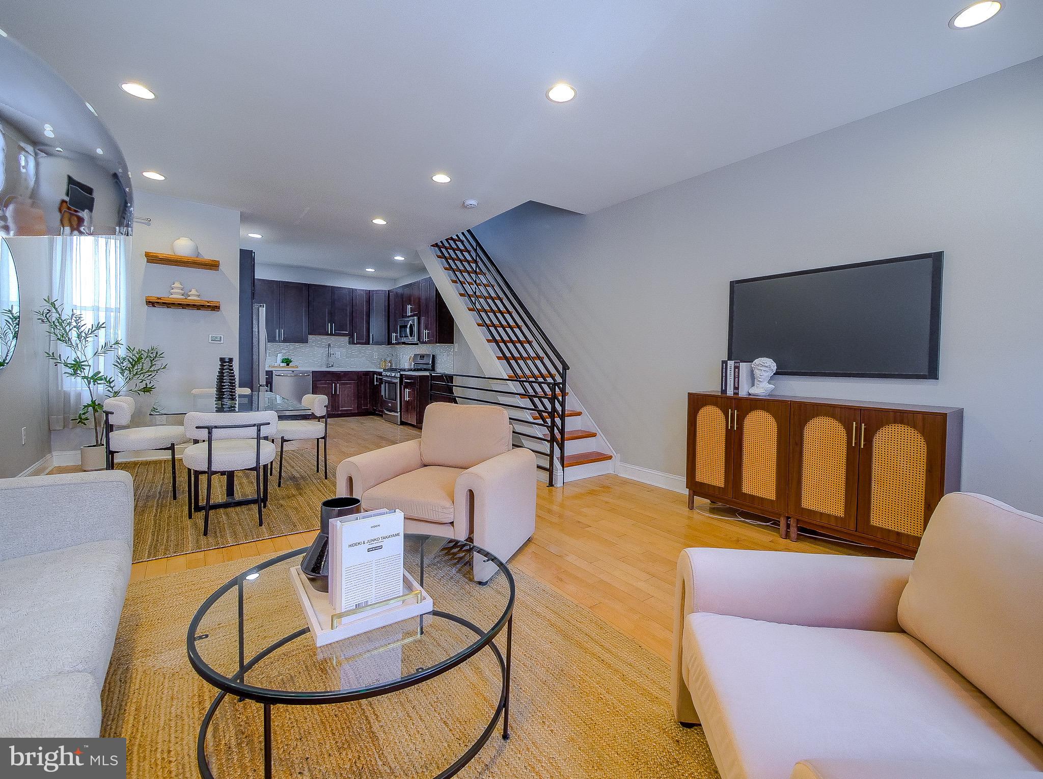 2528 KIMBALL STREET