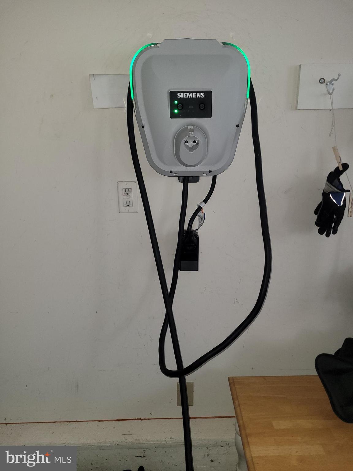 WEATHERSTONE - Residential