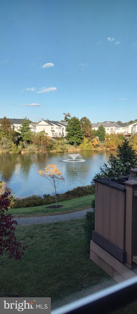 FAIR CREST - Residential Lease