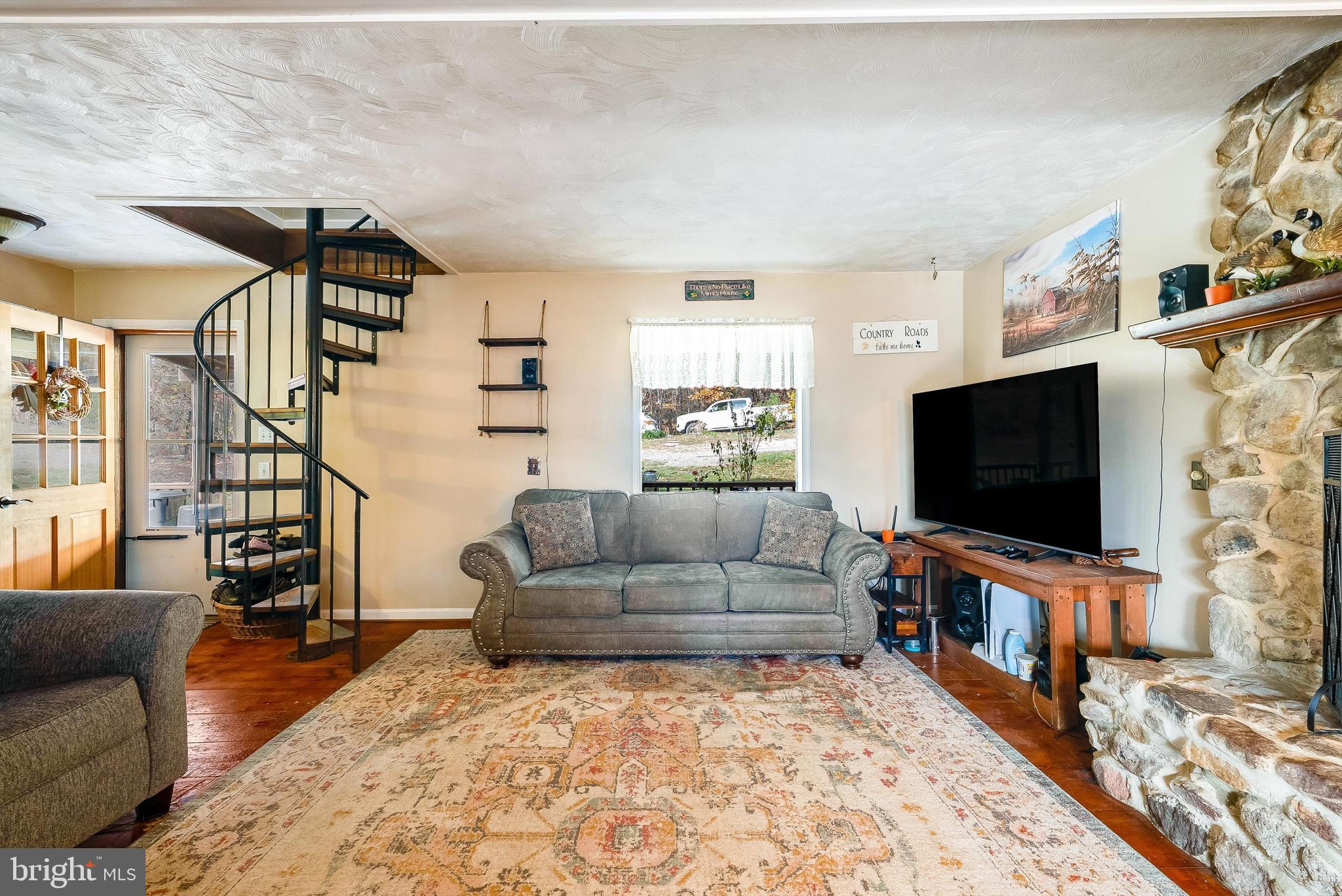 ASPEN HILLS - Residential