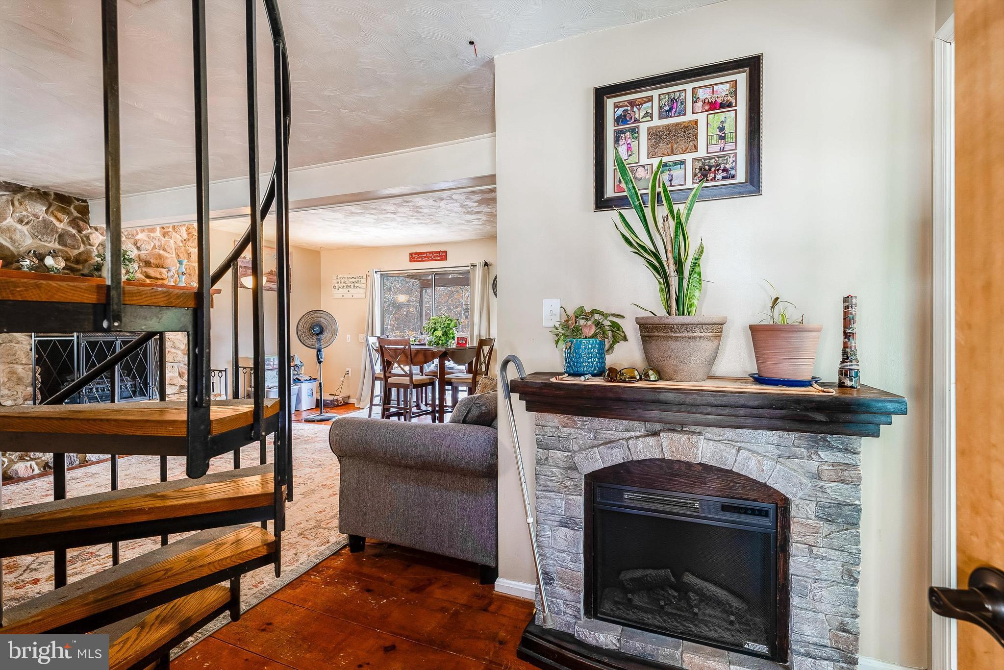 ASPEN HILLS - Residential