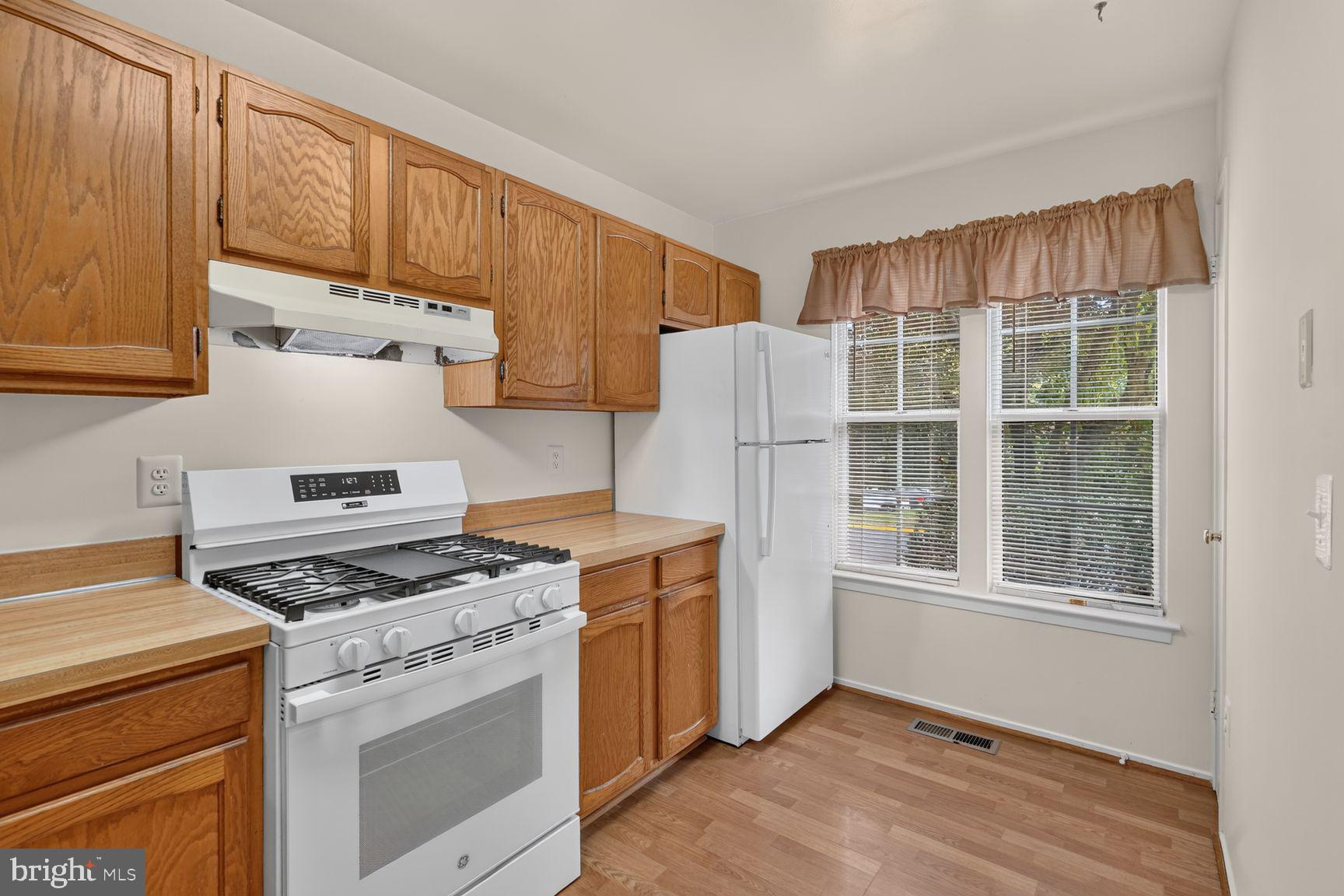 1337 ALDERTON LANE