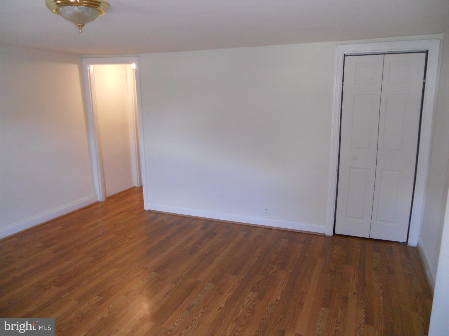 EAST FALLS - Residential Lease