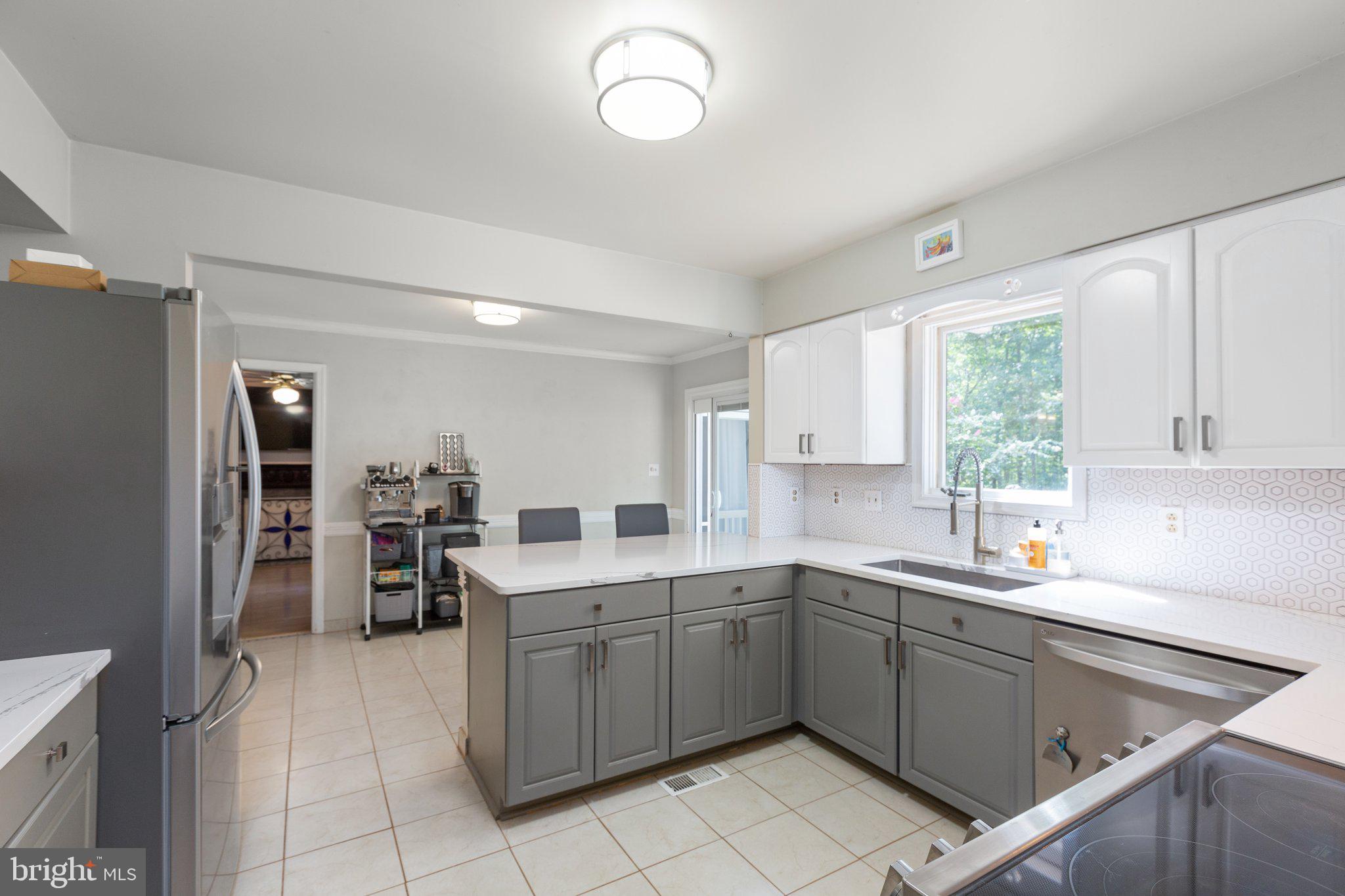 MAURY HEIGHTS - Residential