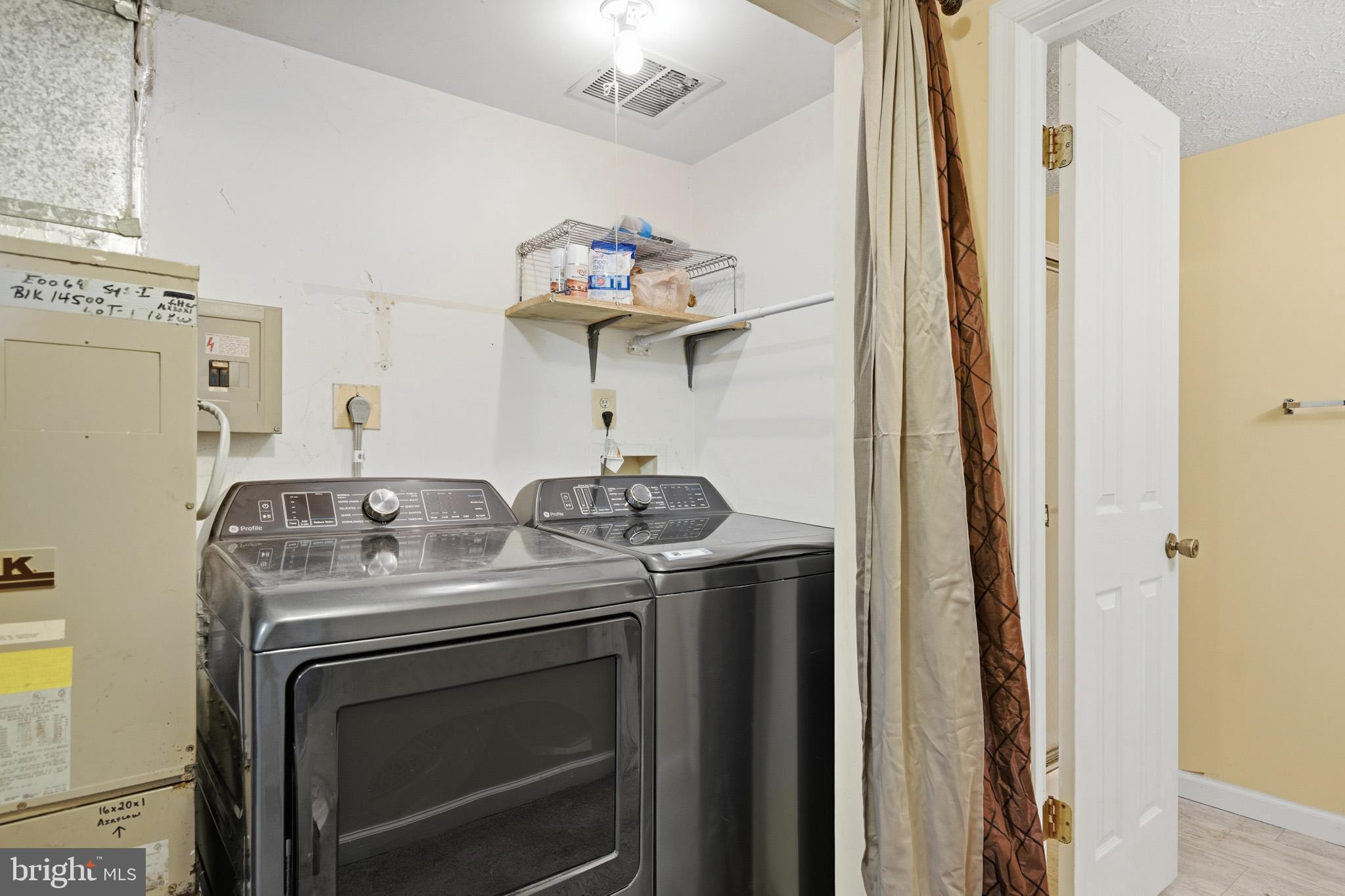 ESSEX SOUTH - Residential