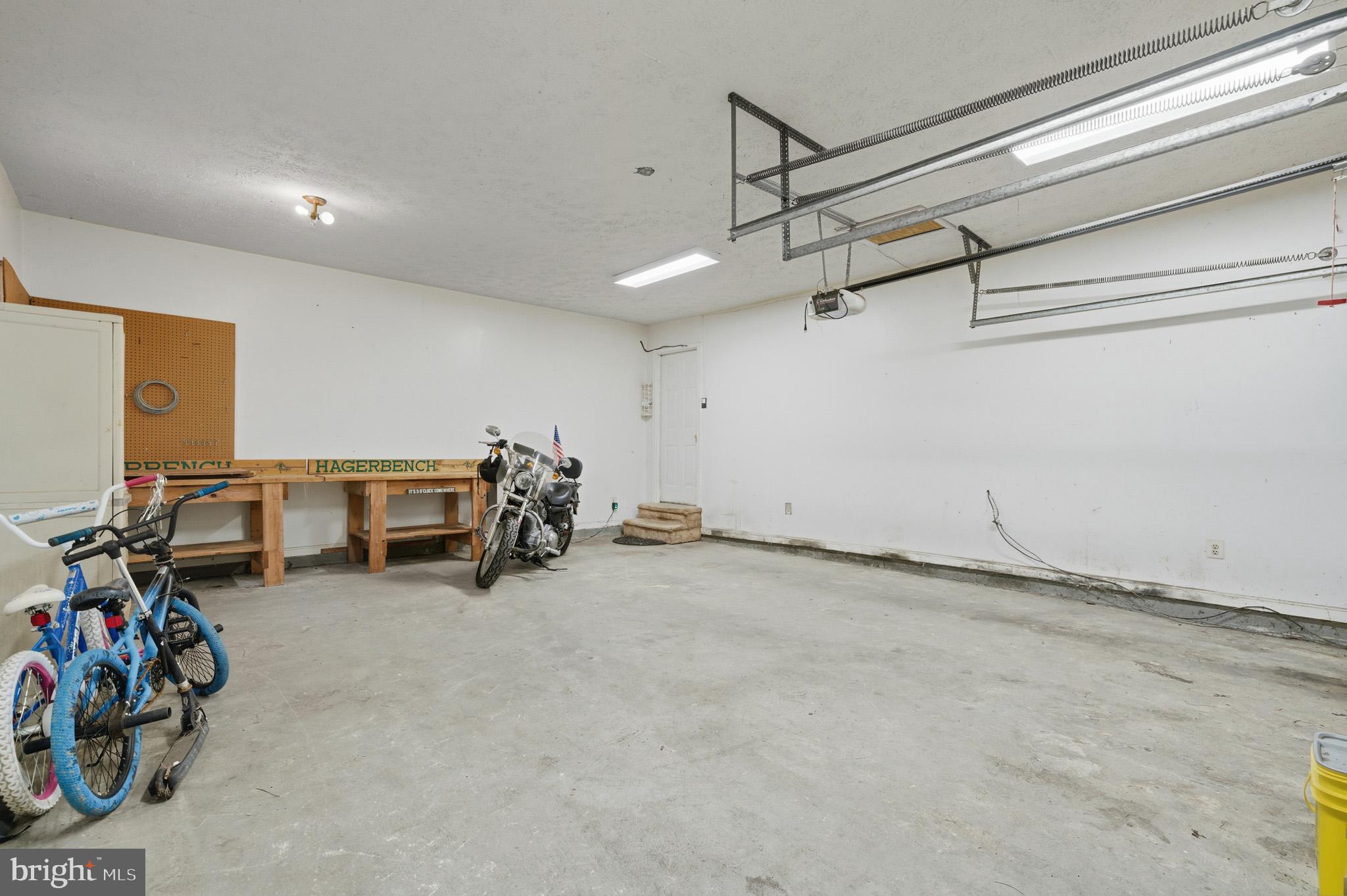 ESSEX SOUTH - Residential