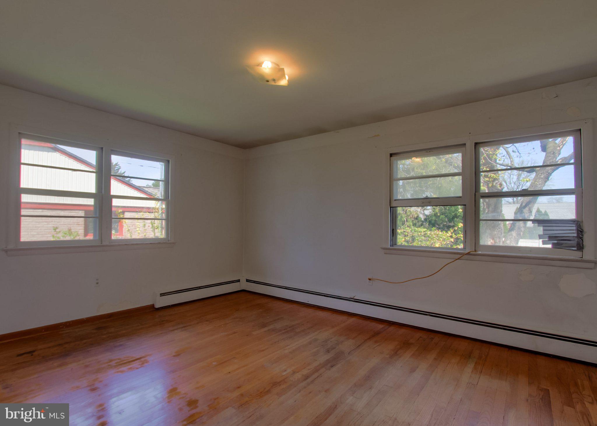 CEDAR CLIFF MANOR - Residential