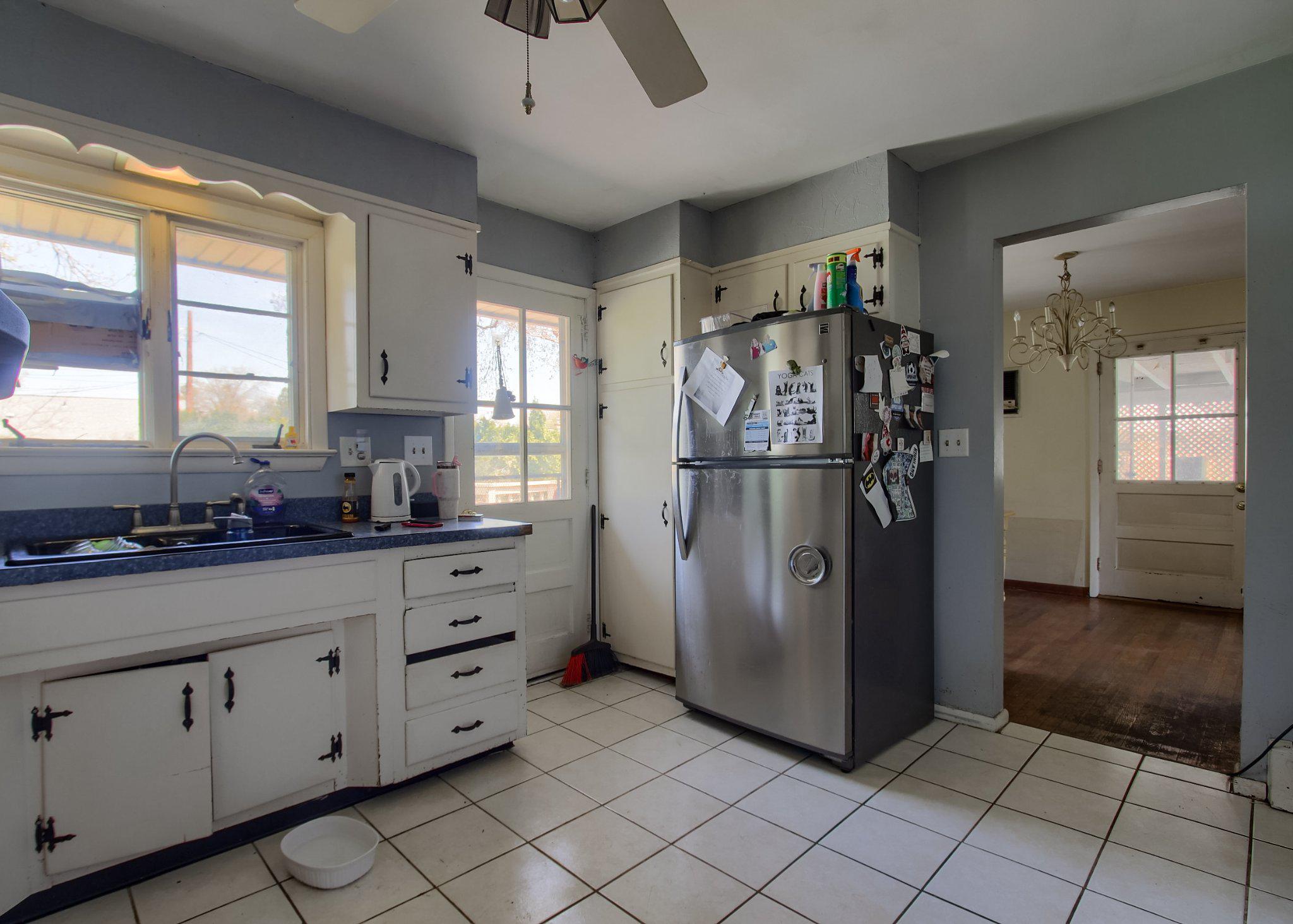 CEDAR CLIFF MANOR - Residential