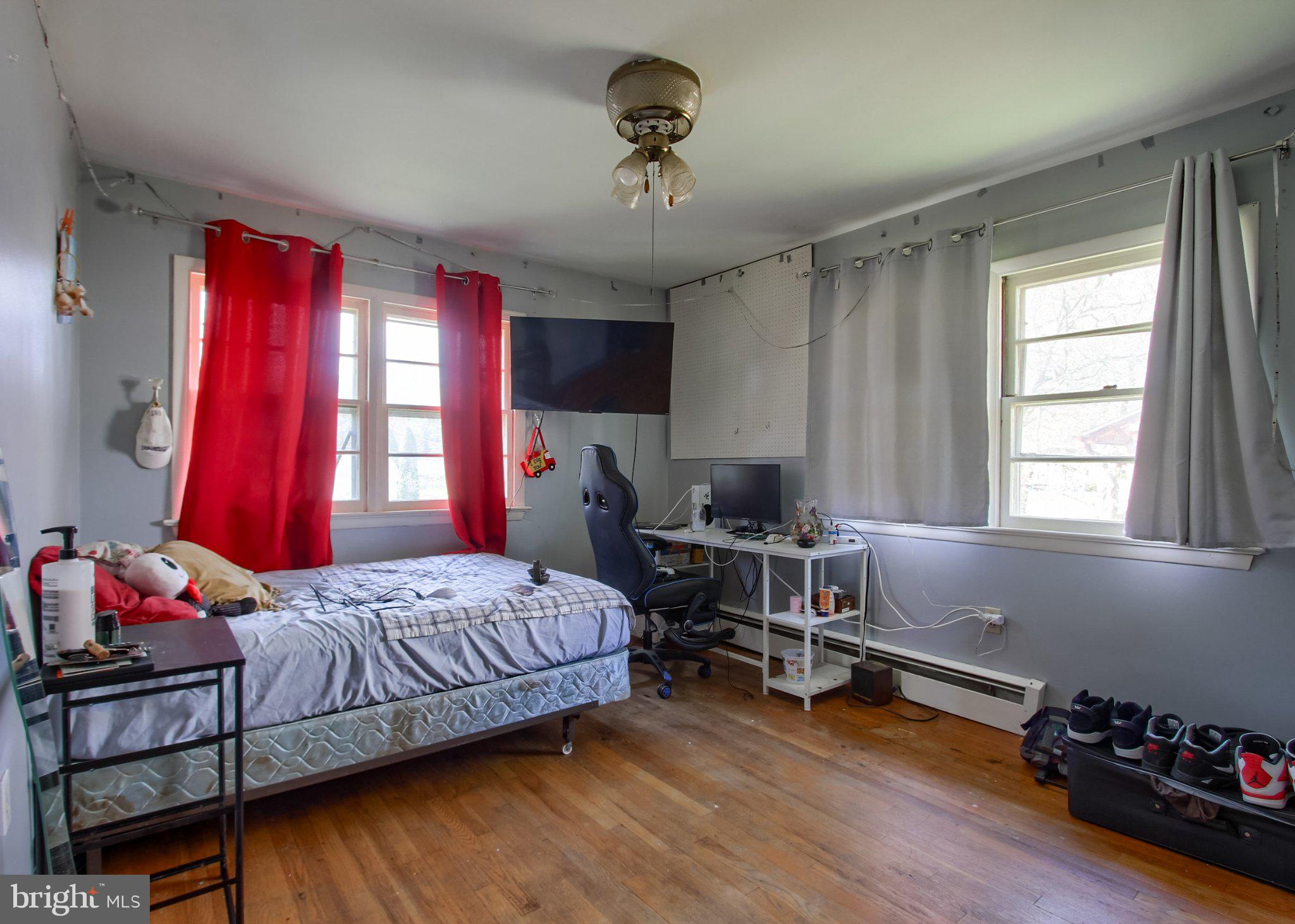 CEDAR CLIFF MANOR - Residential