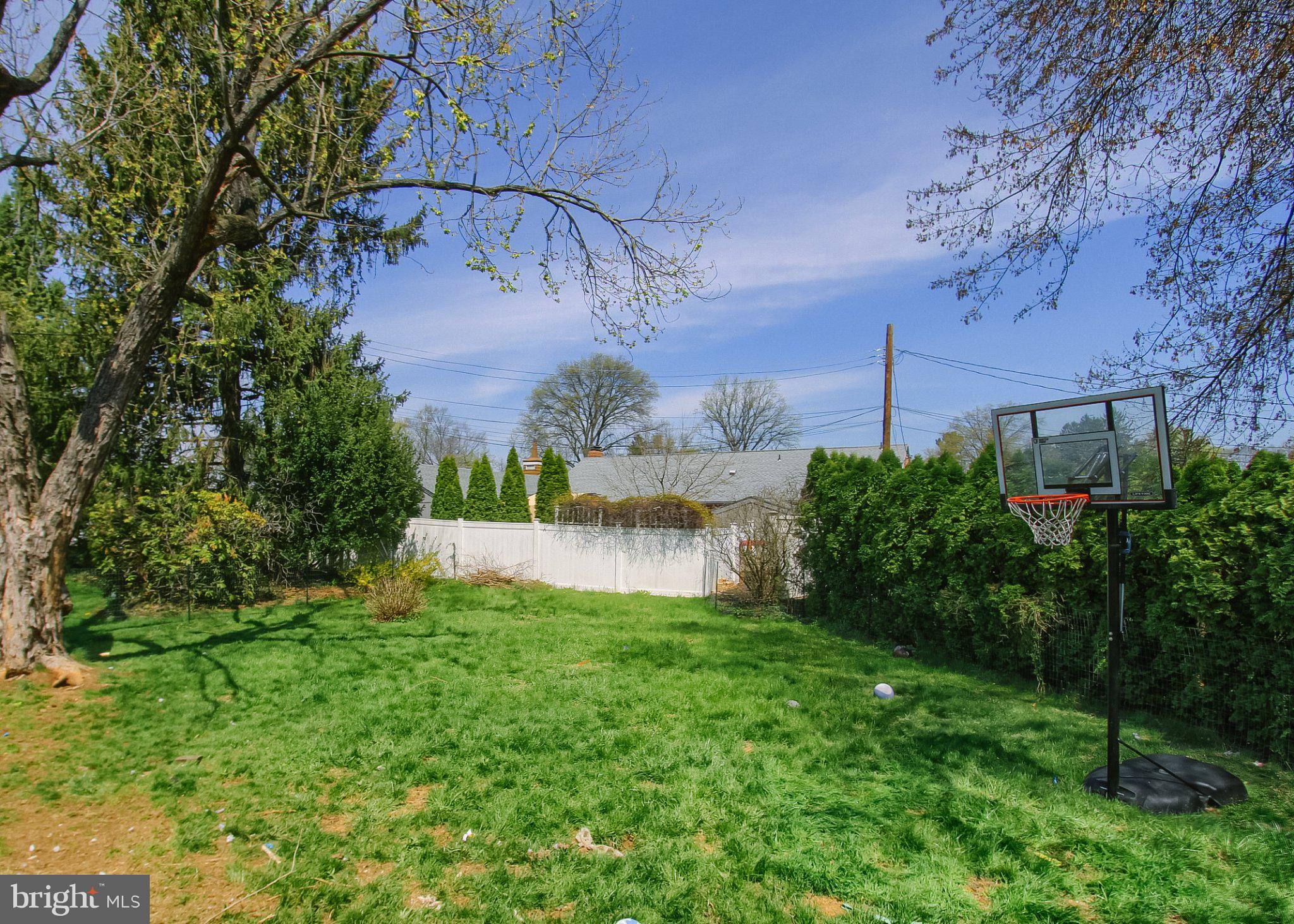 CEDAR CLIFF MANOR - Residential