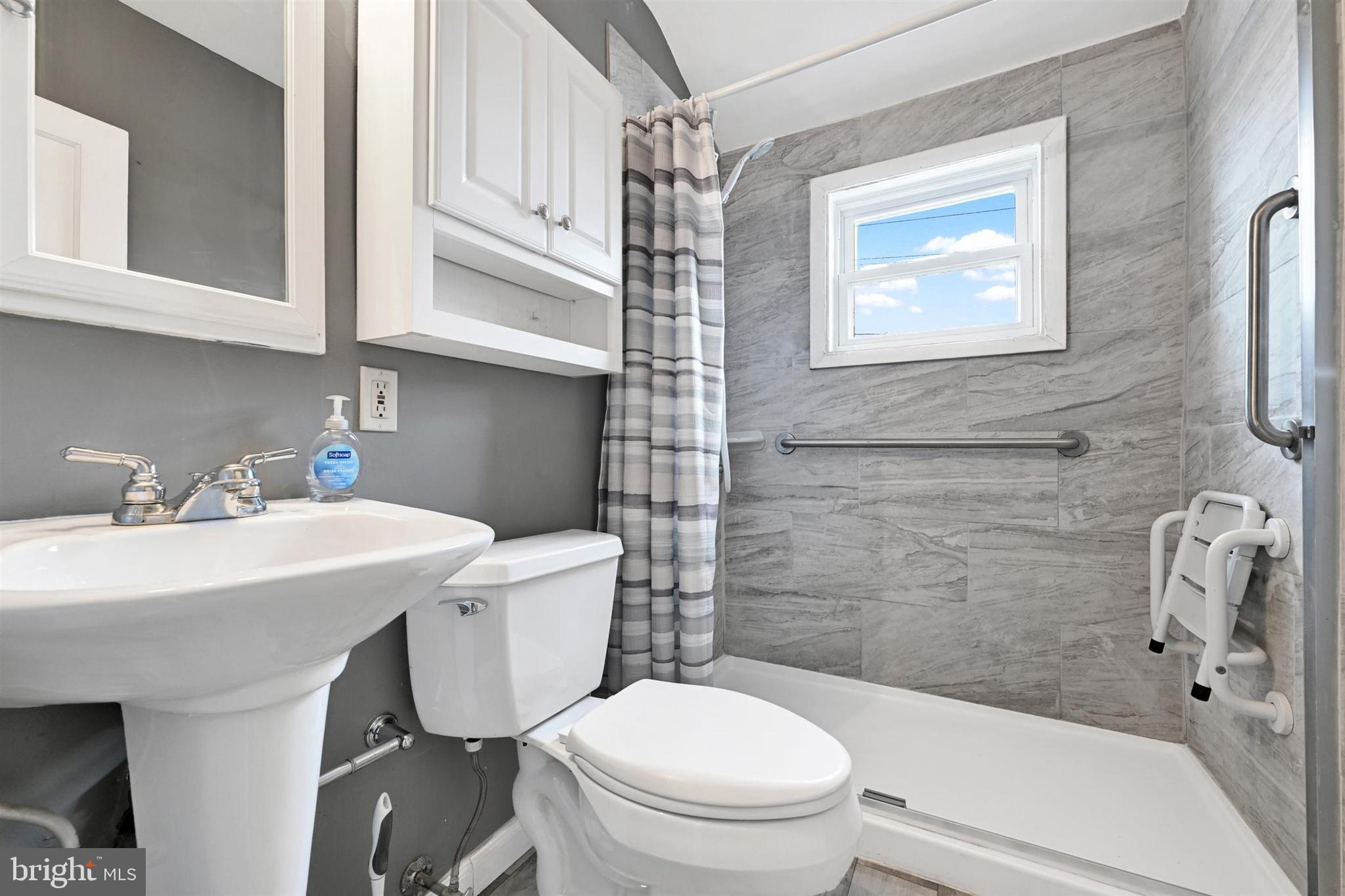 MIDDLESEX - Residential