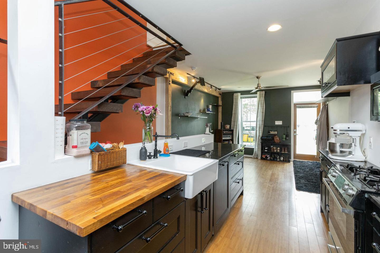 REMINGTON HISTORIC DISTRICT - Residential Lease