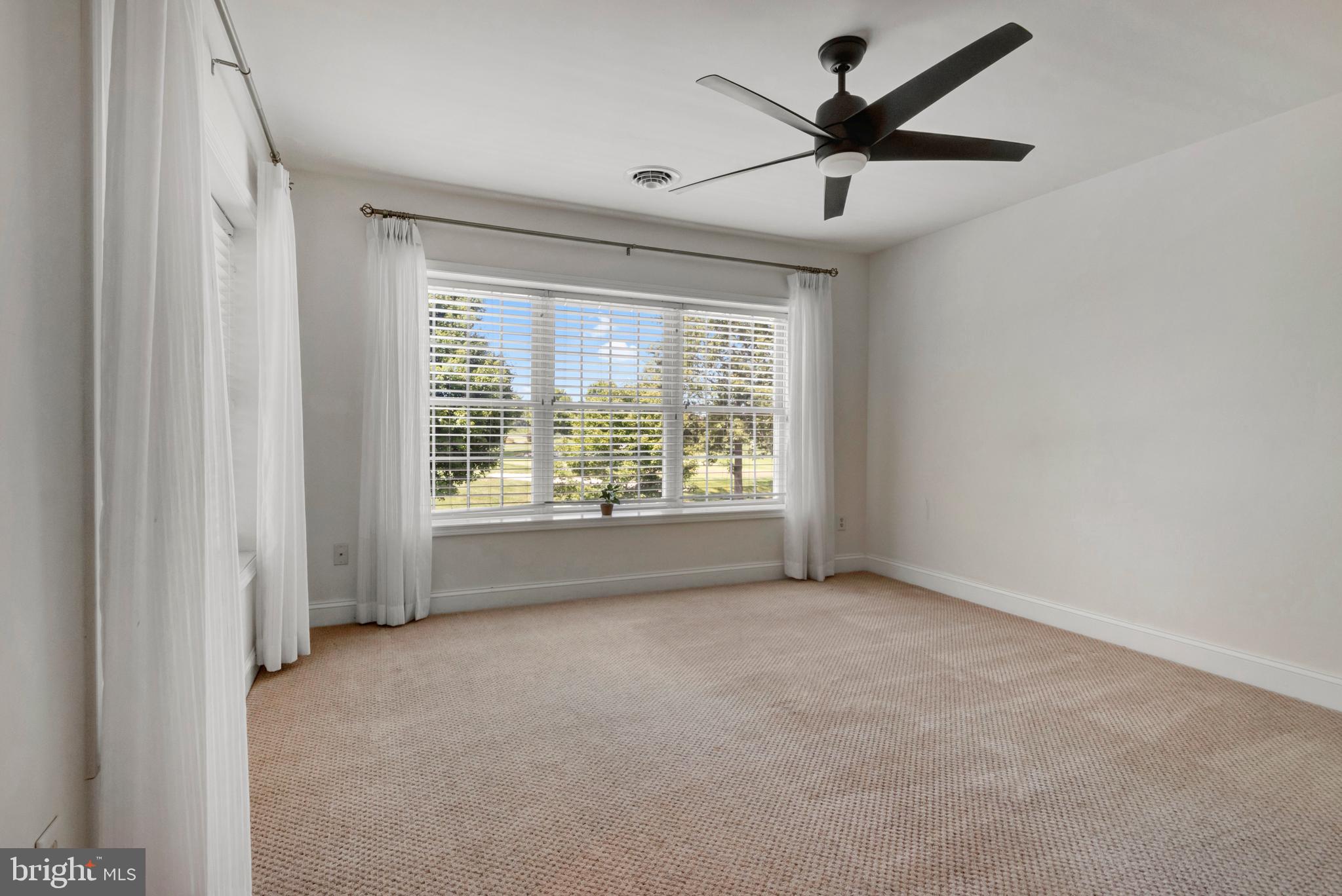 BAYWOOD - Residential