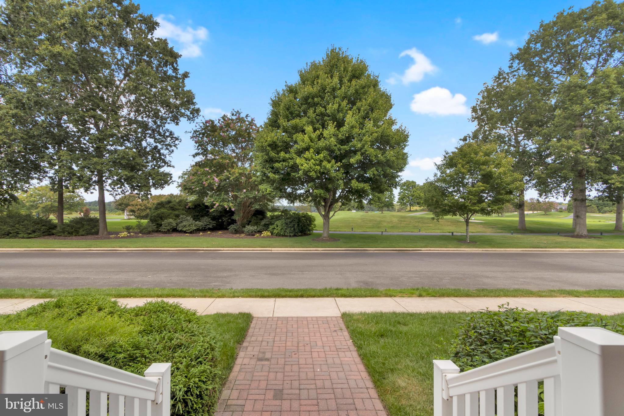 BAYWOOD - Residential