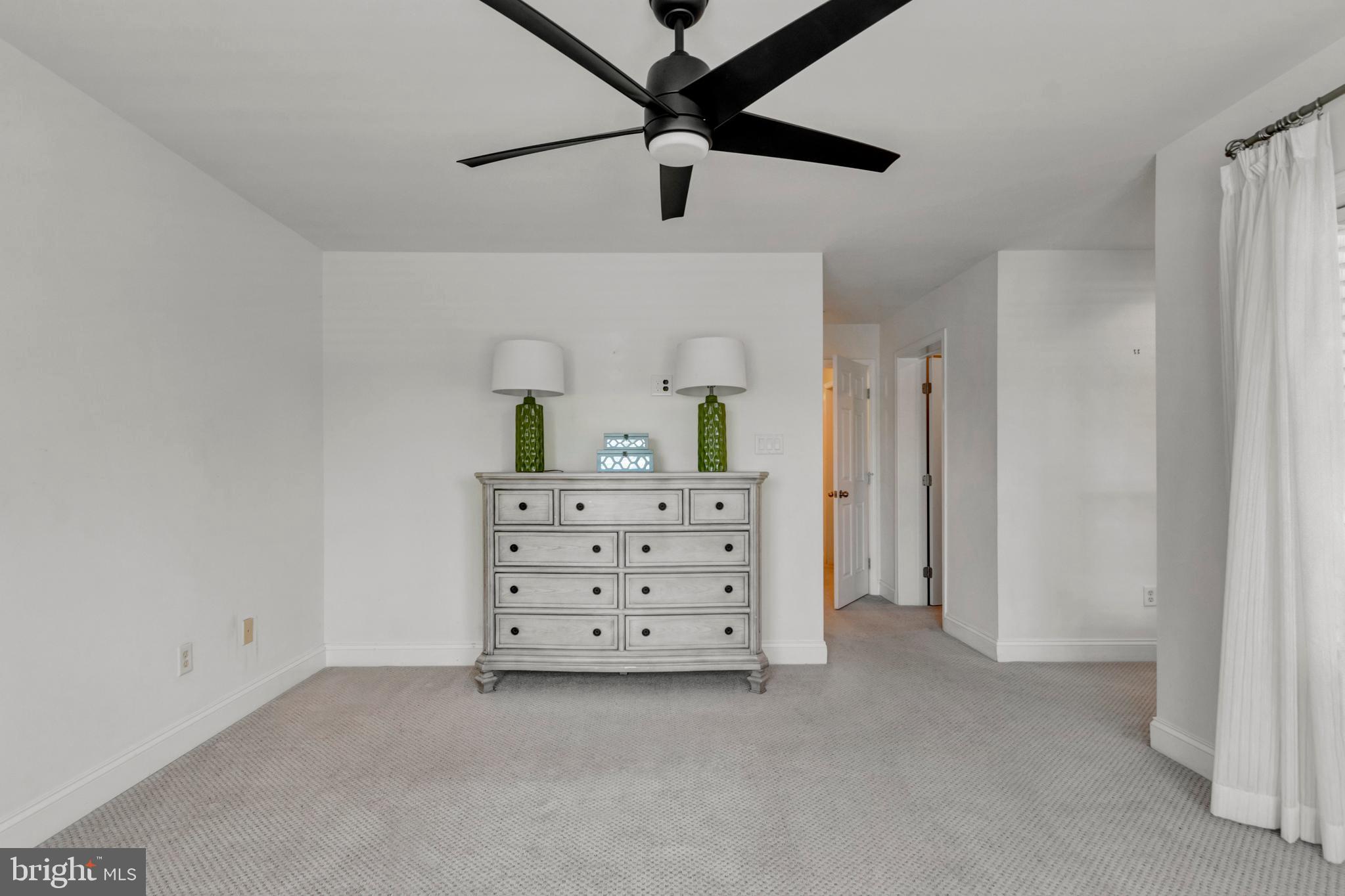 BAYWOOD - Residential