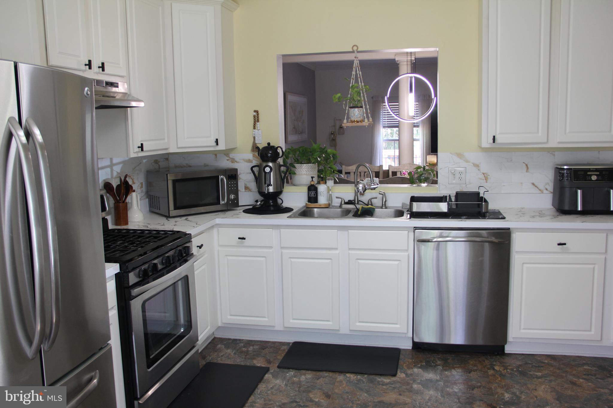 POTOMAC STATION - Residential