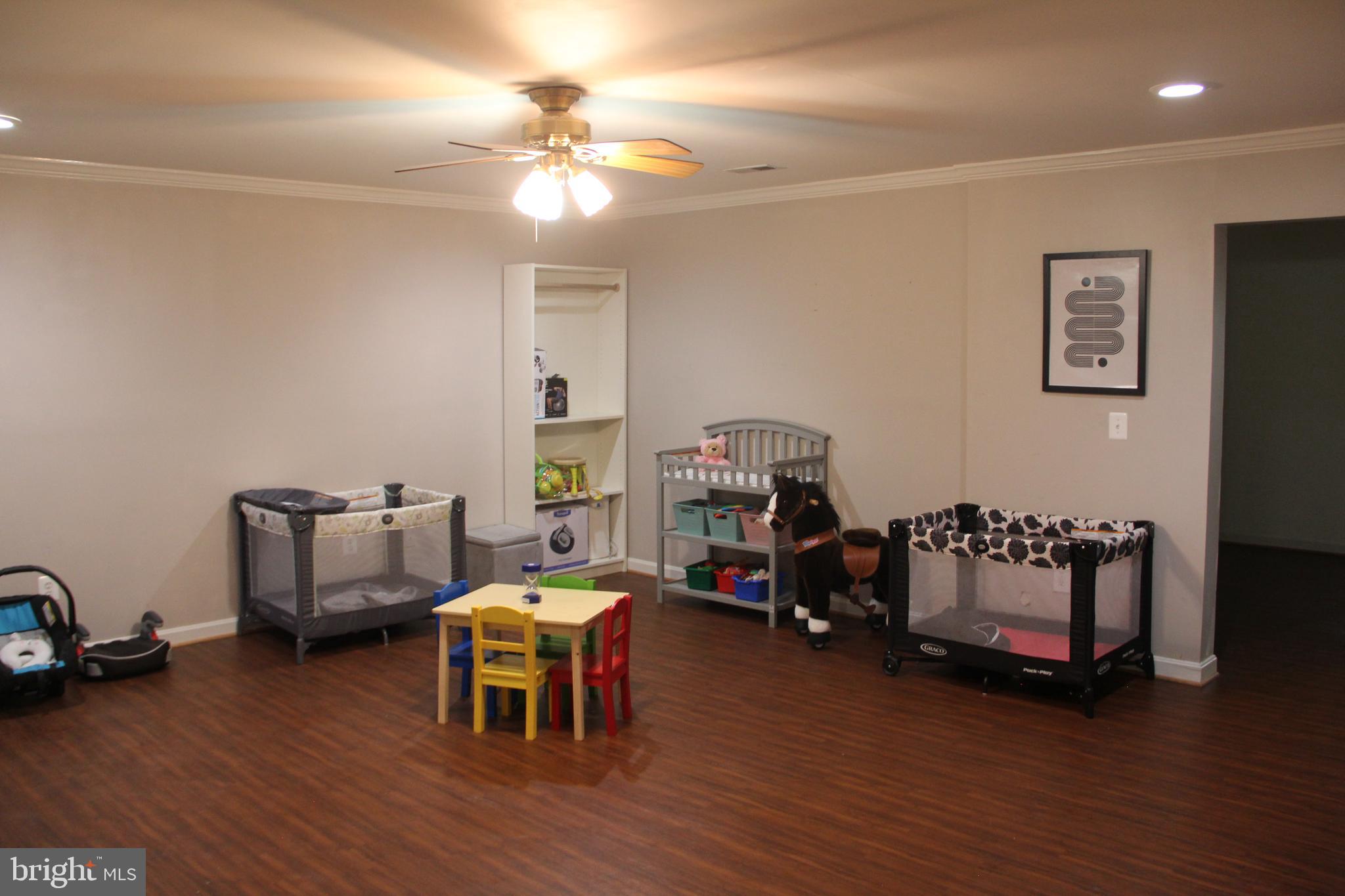 POTOMAC STATION - Residential