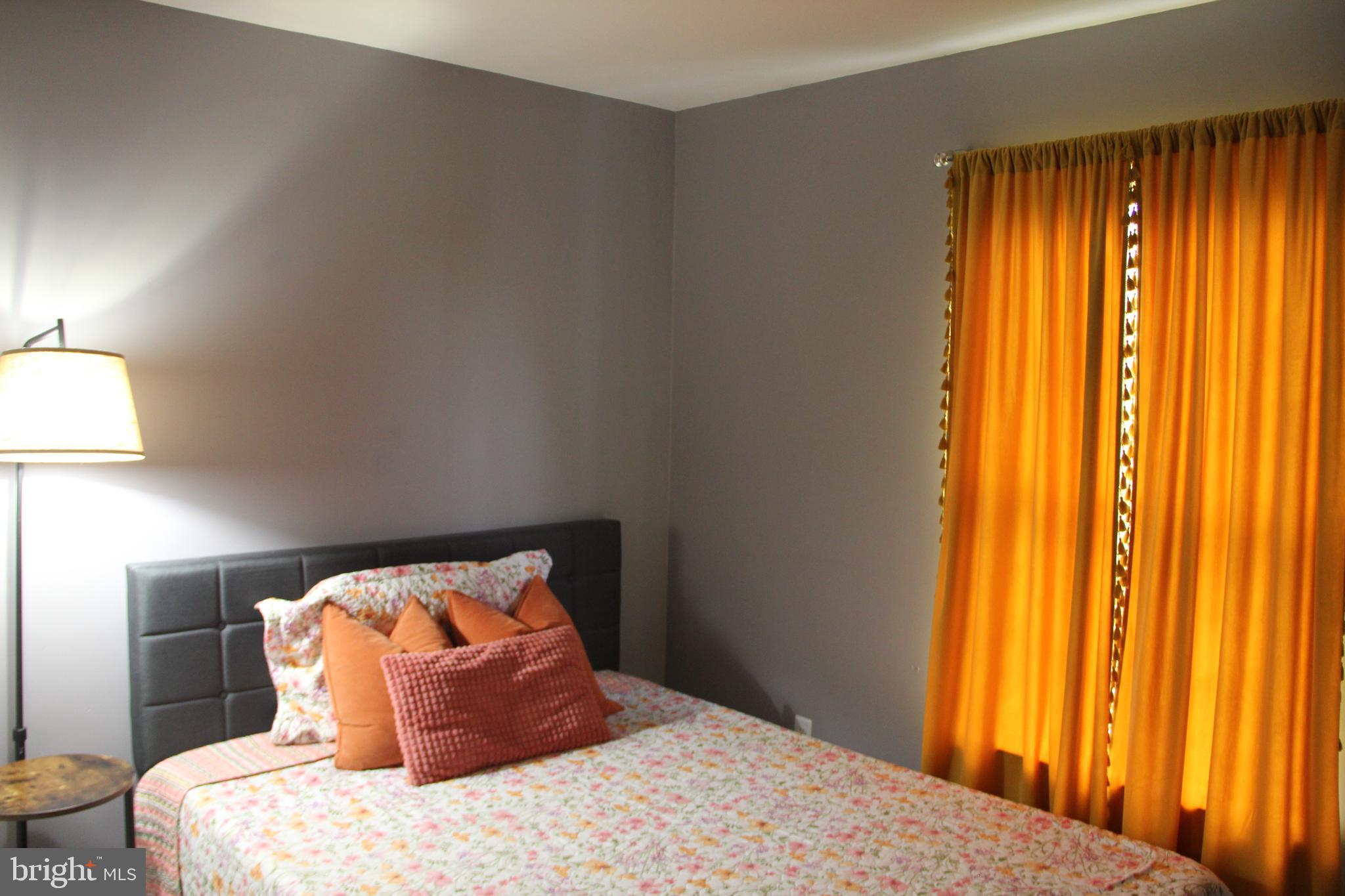 POTOMAC STATION - Residential