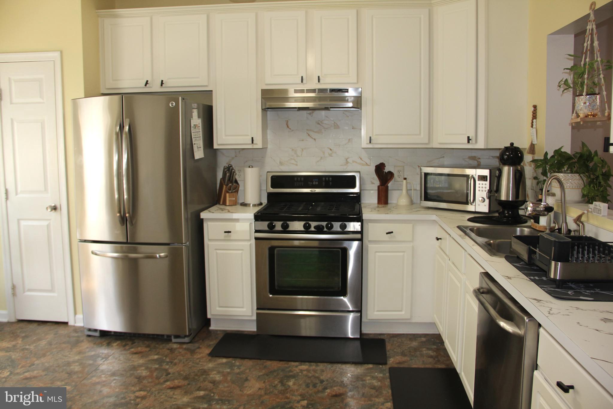 POTOMAC STATION - Residential