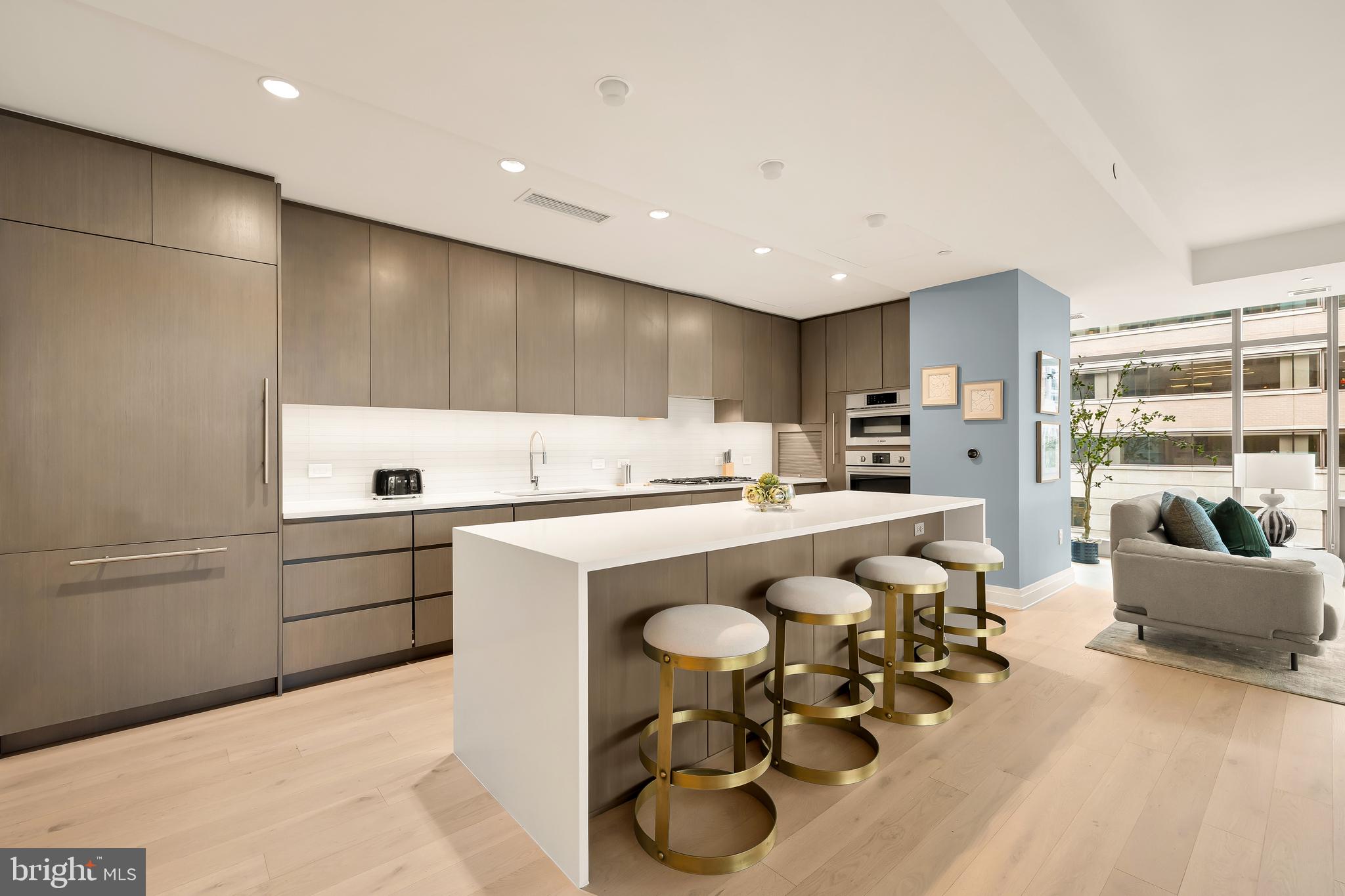 WEST END - Residential