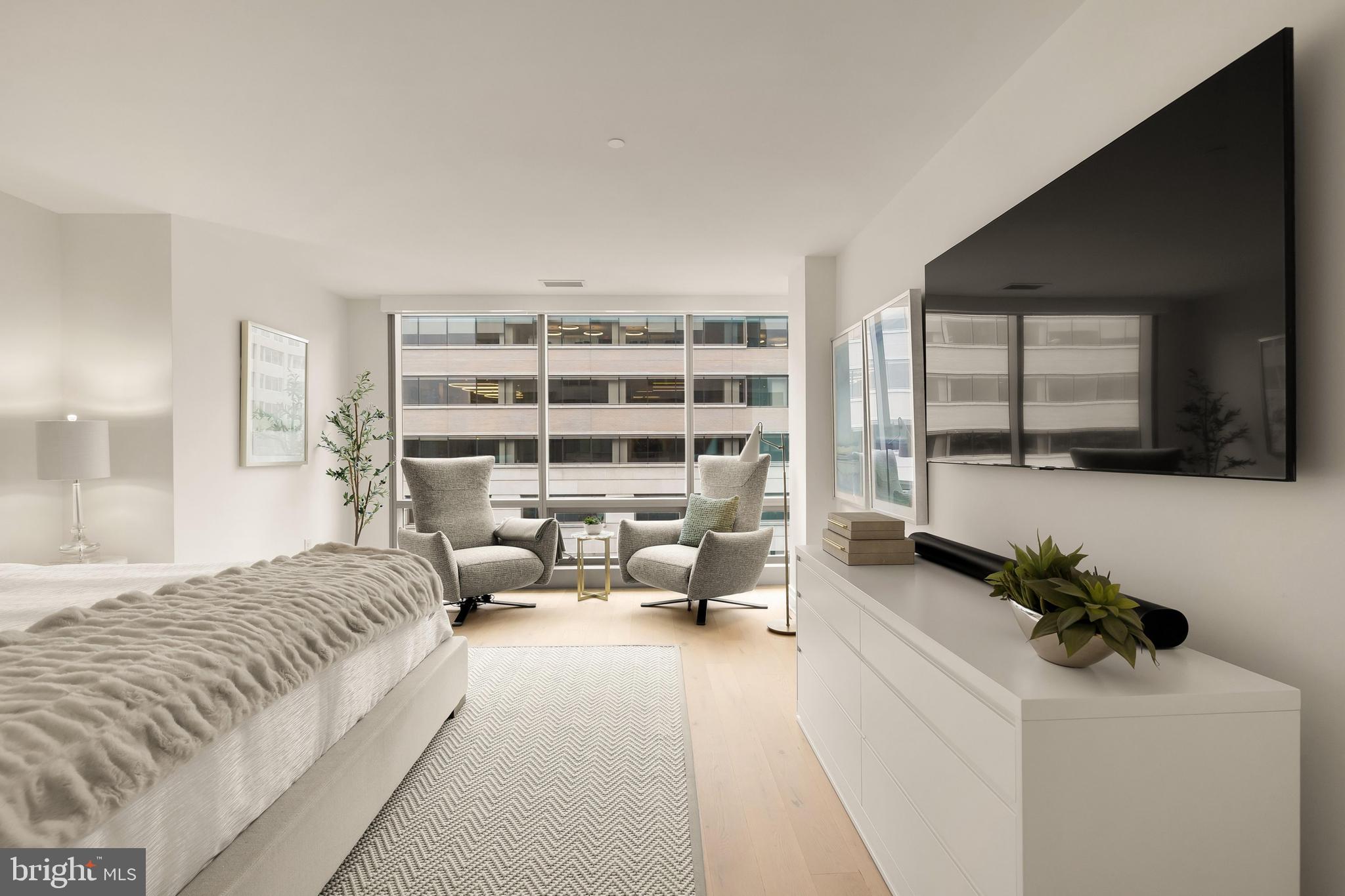 WEST END - Residential