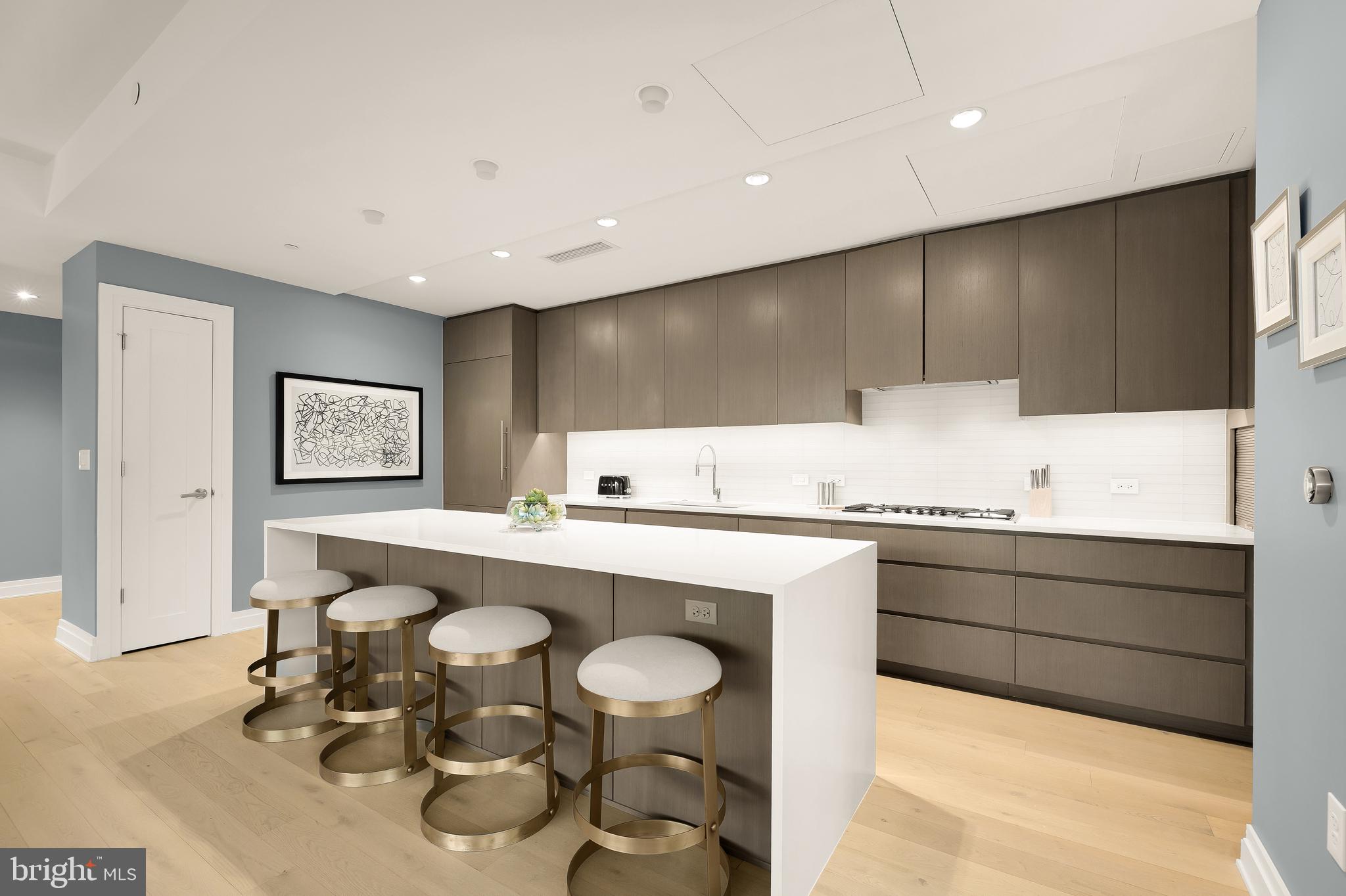 WEST END - Residential