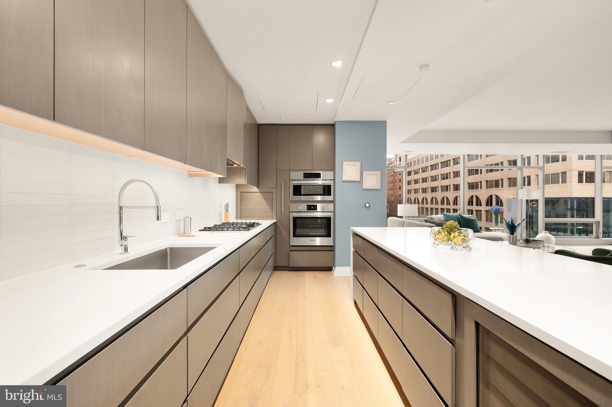 WEST END - Residential