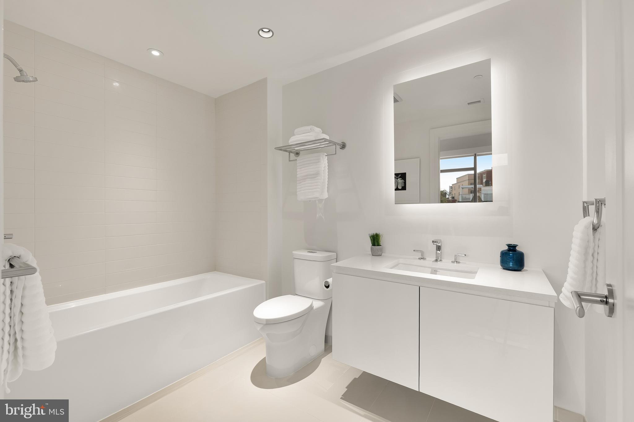 WEST END - Residential