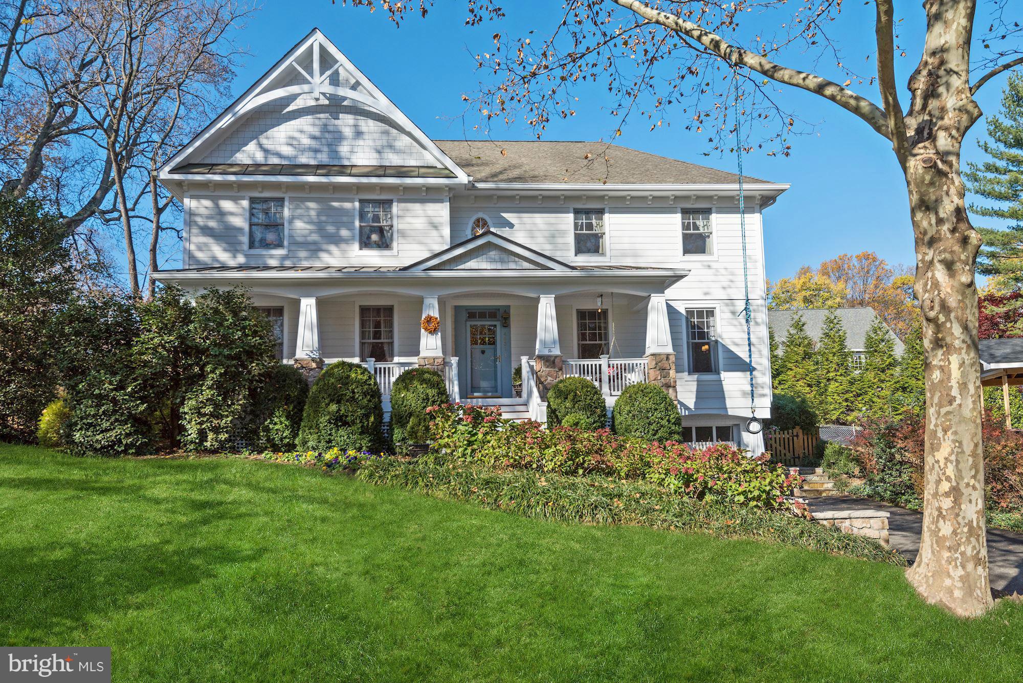 GOLF CLUB MANOR - Residential