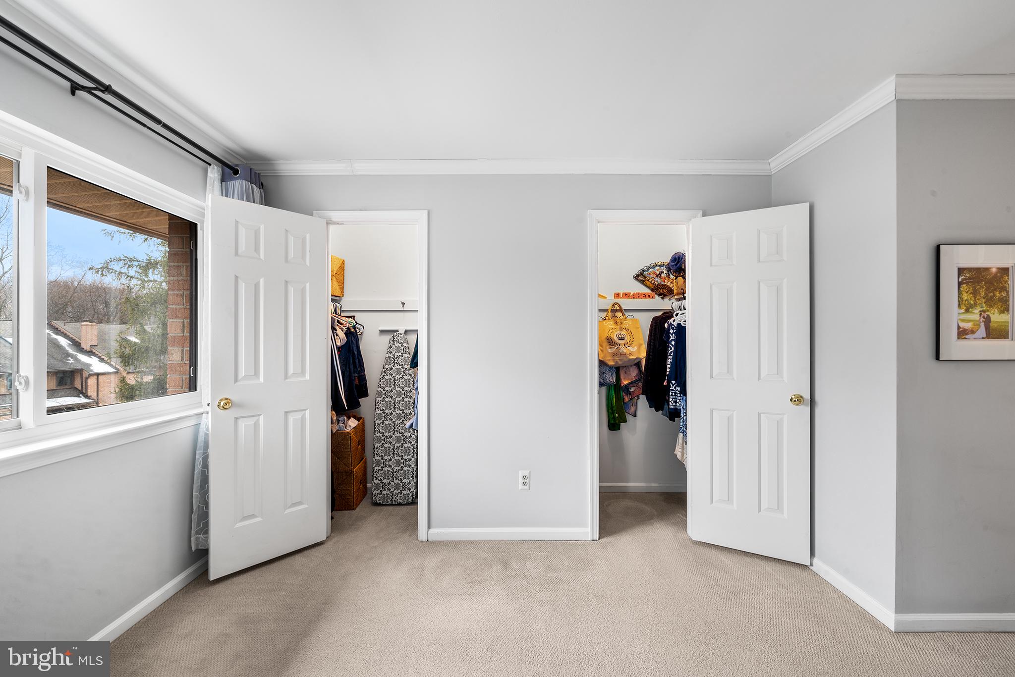 PAOLI WOODS - Residential