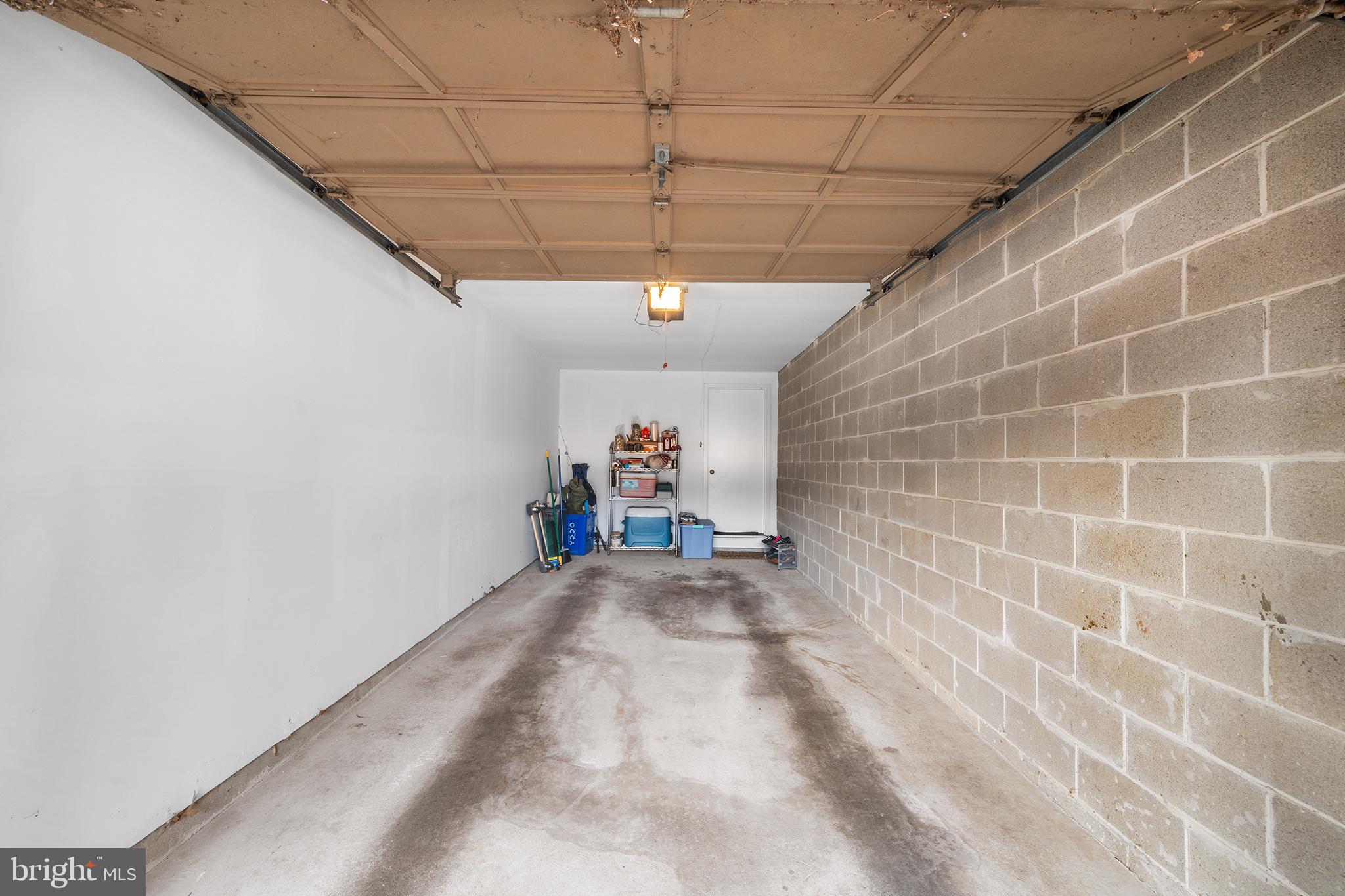 PAOLI WOODS - Residential