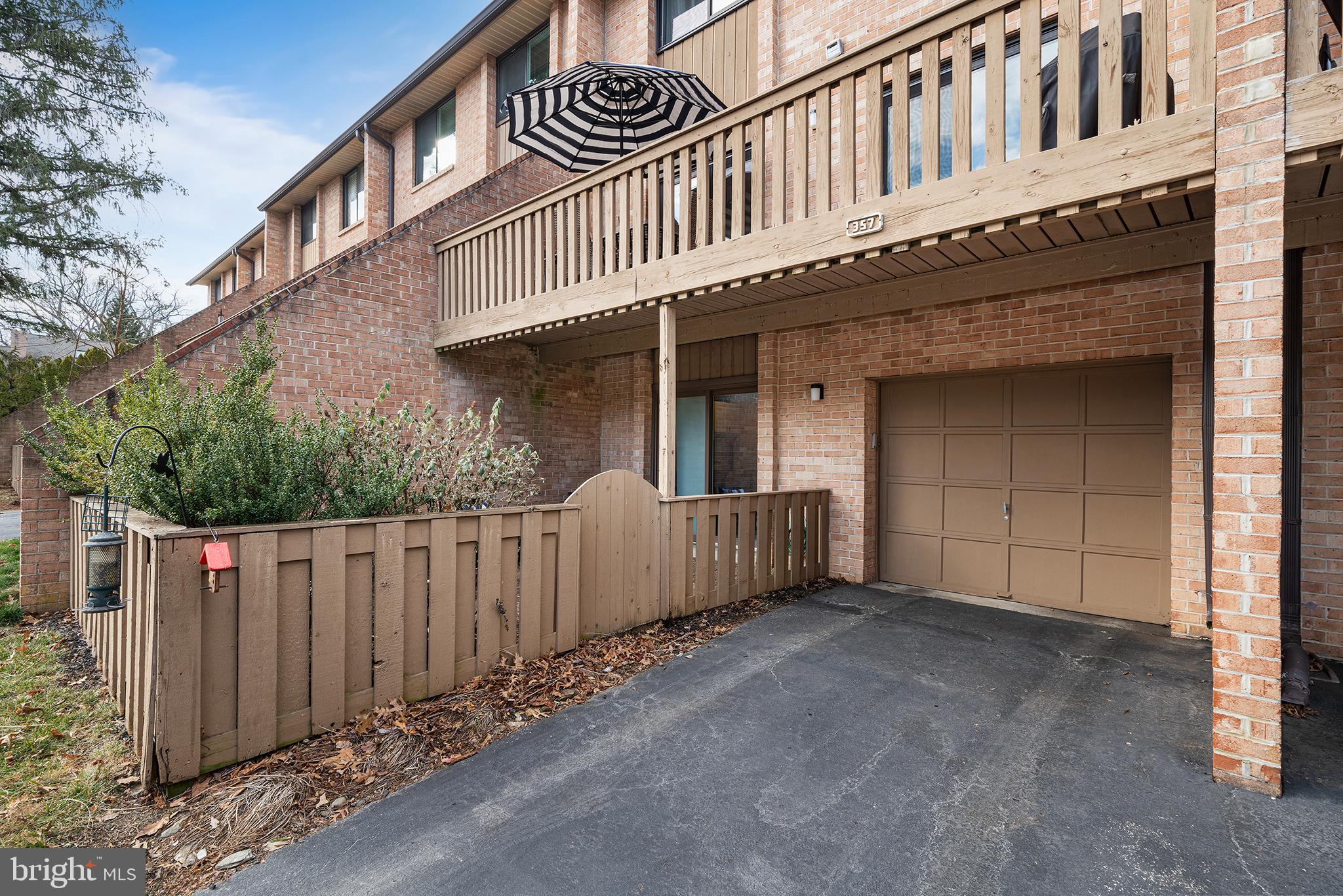 PAOLI WOODS - Residential