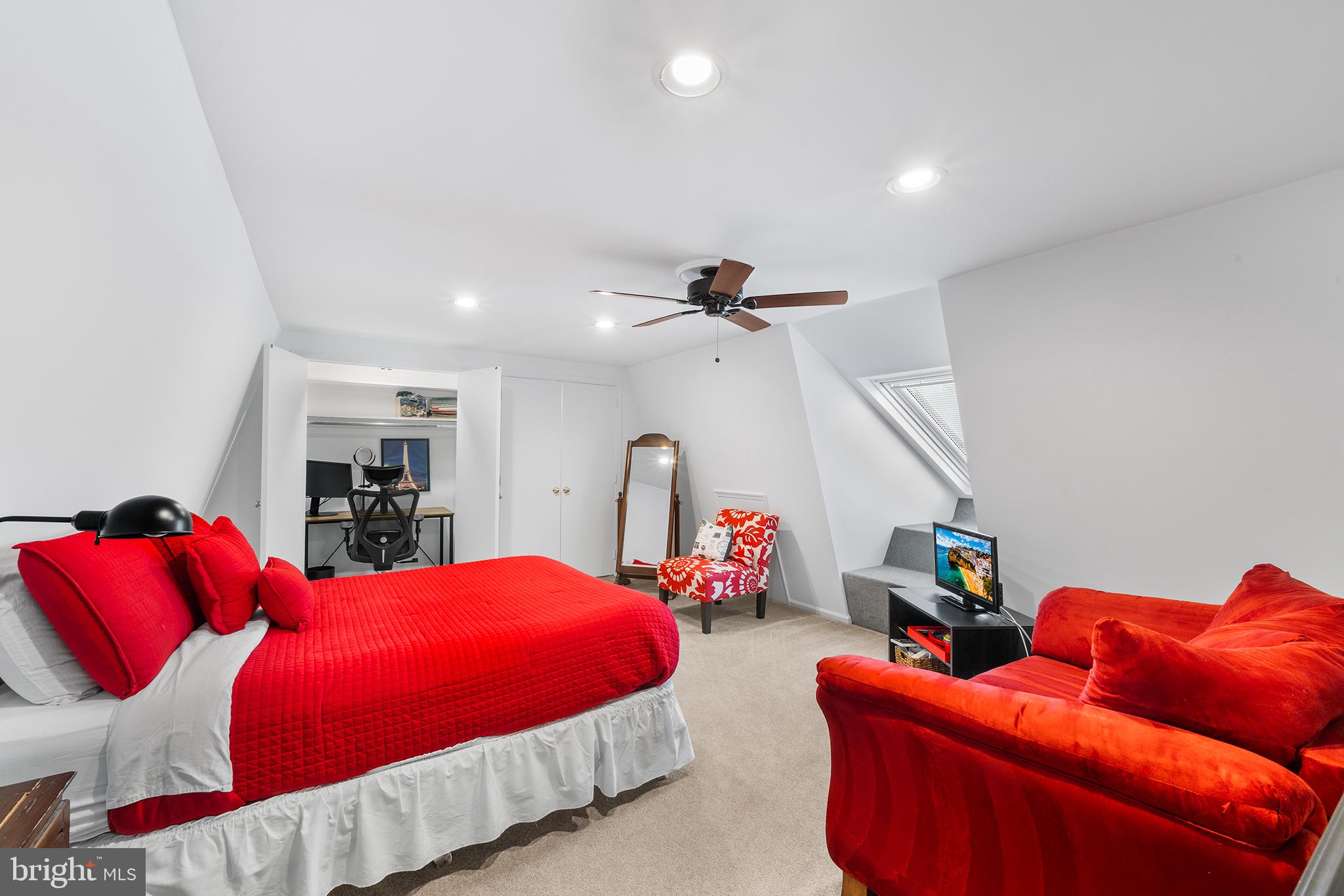 PAOLI WOODS - Residential